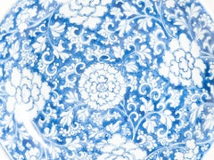 Large Antique Chinese Kangxi Period Porcelain Dish Plate Flowers, Ca 1690