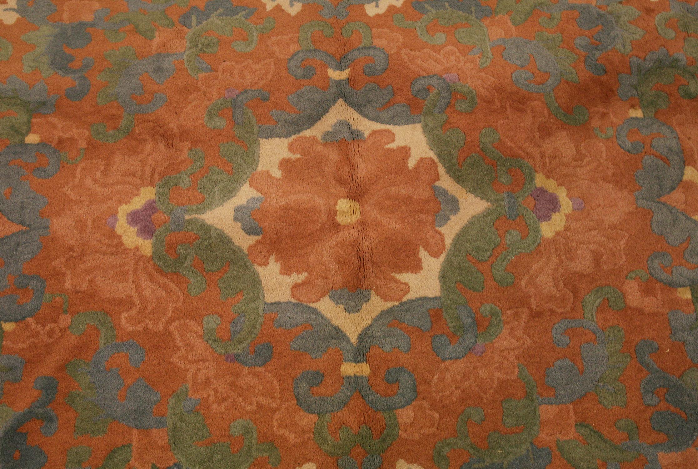 Large Antique Chinese Peking Wool Carpet, ca. 1940 For Sale 3