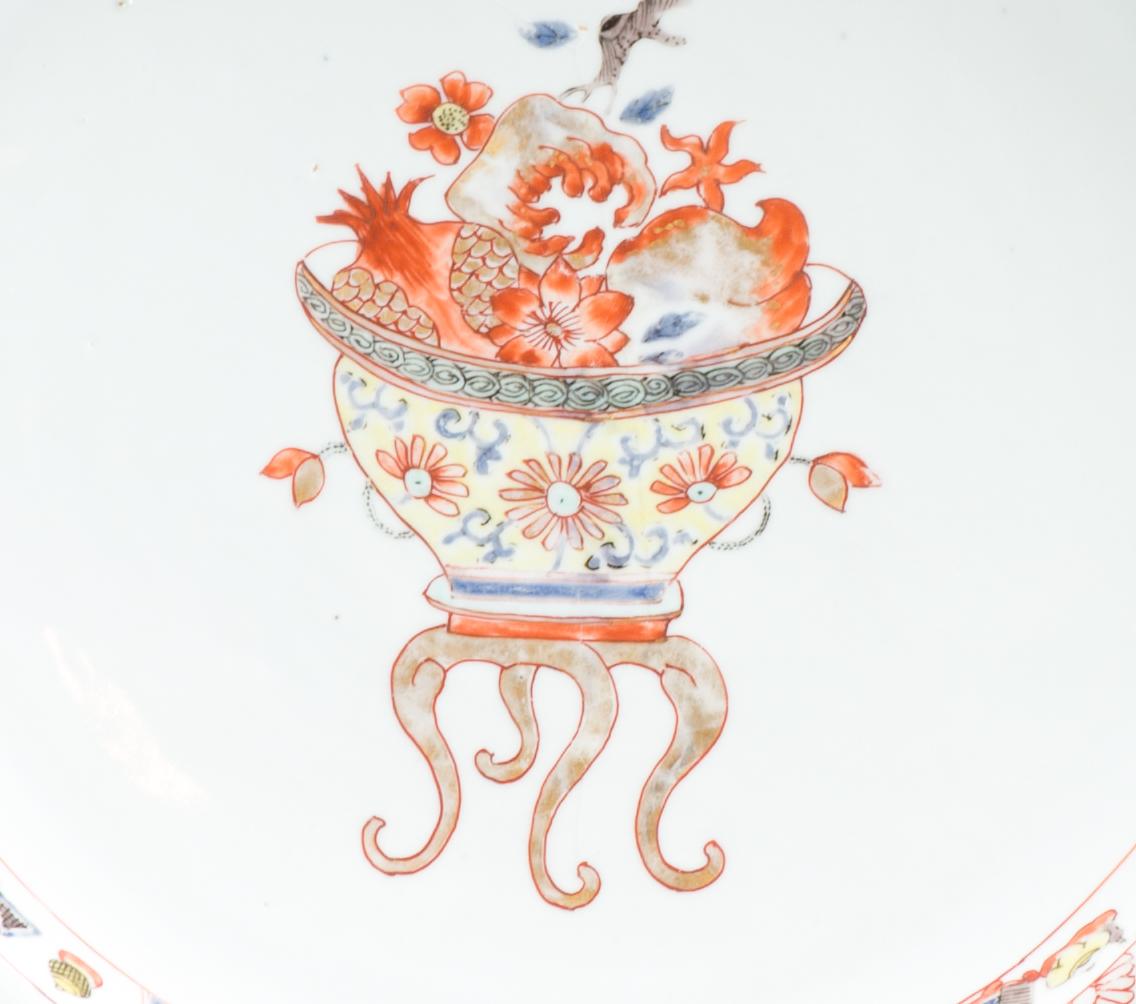 Large Antique Chinese Porcelain Kangxi/Yongzheng Period Dish Flower BAsket For Sale 2
