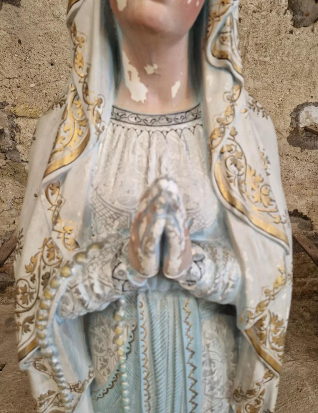 Grande statue d'église ancienne Marie de Lourdes en vente 1
