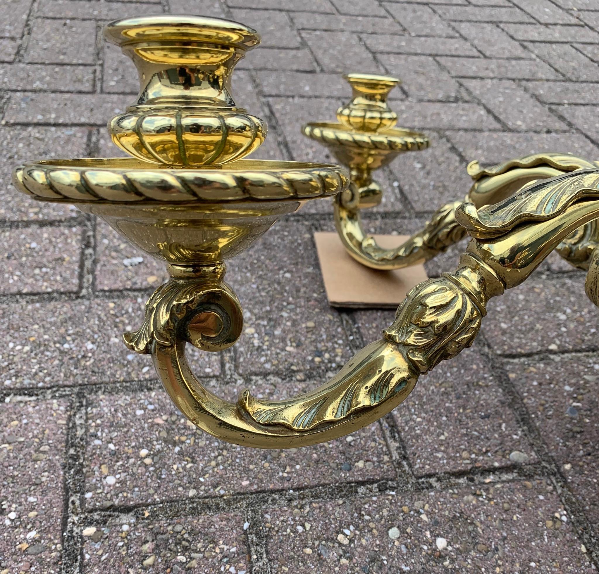 Große antike neoklassizistische 6armige Kerzenleuchter oder elektrischer Kronleuchter aus Gold und Bronze im Angebot 6