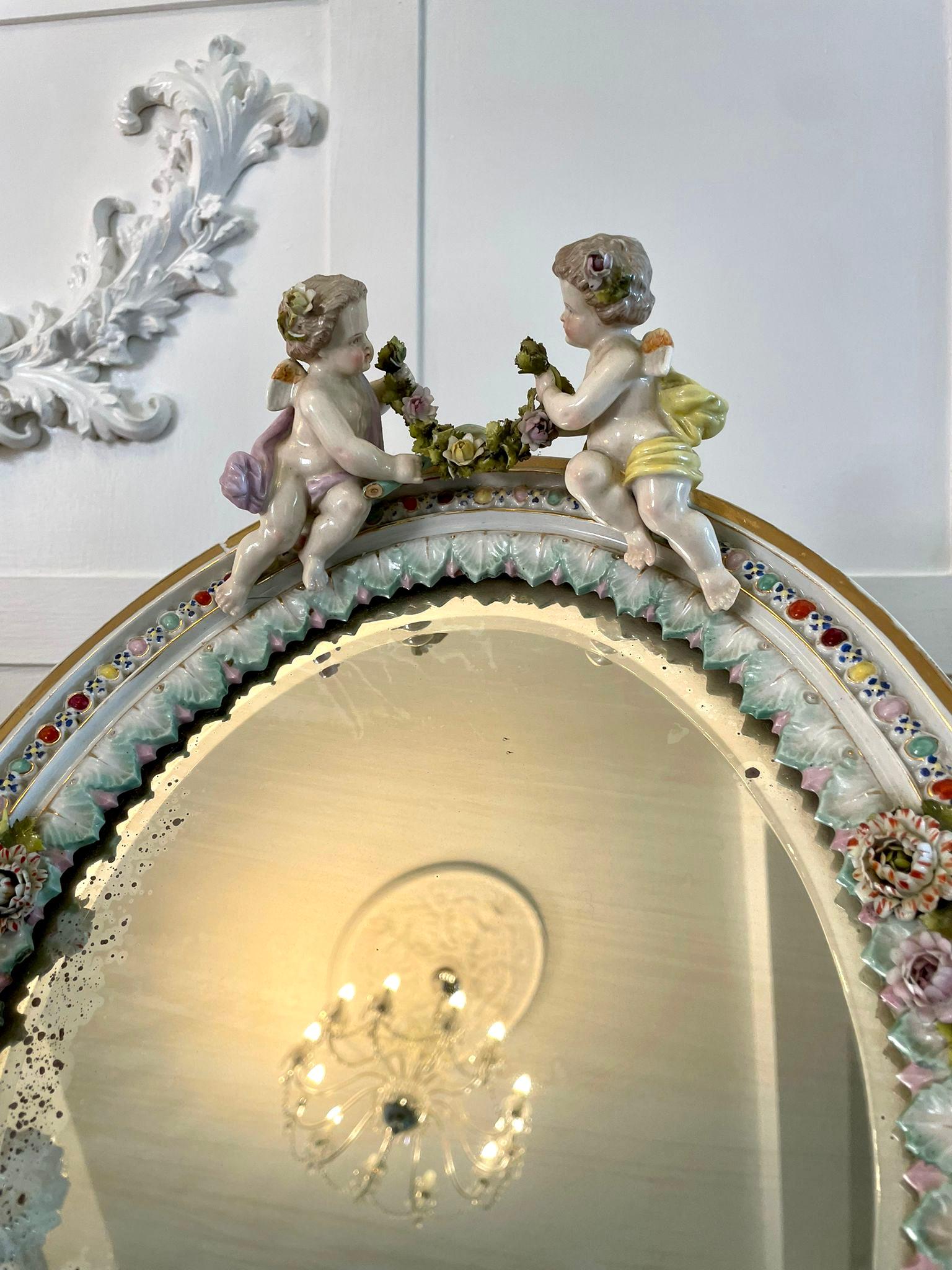 Großer antiker kontinentaler Porzellan Staffelei-Spiegel im Angebot 1