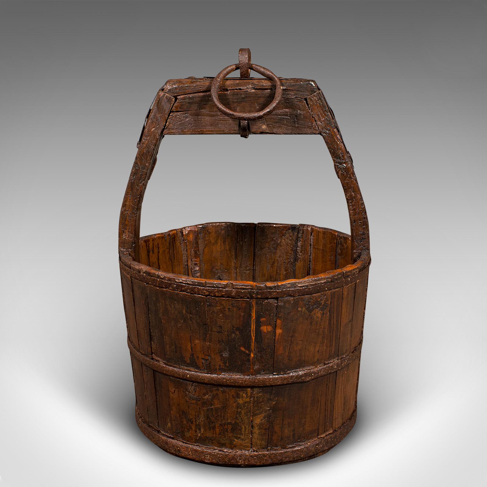 Gran Cubo Antiguo de Pozo de Jardín Country Antiques, Inglés, Jardinera, Georgiano, Almacén de Combustible en Bueno estado para la venta en Hele, Devon, GB