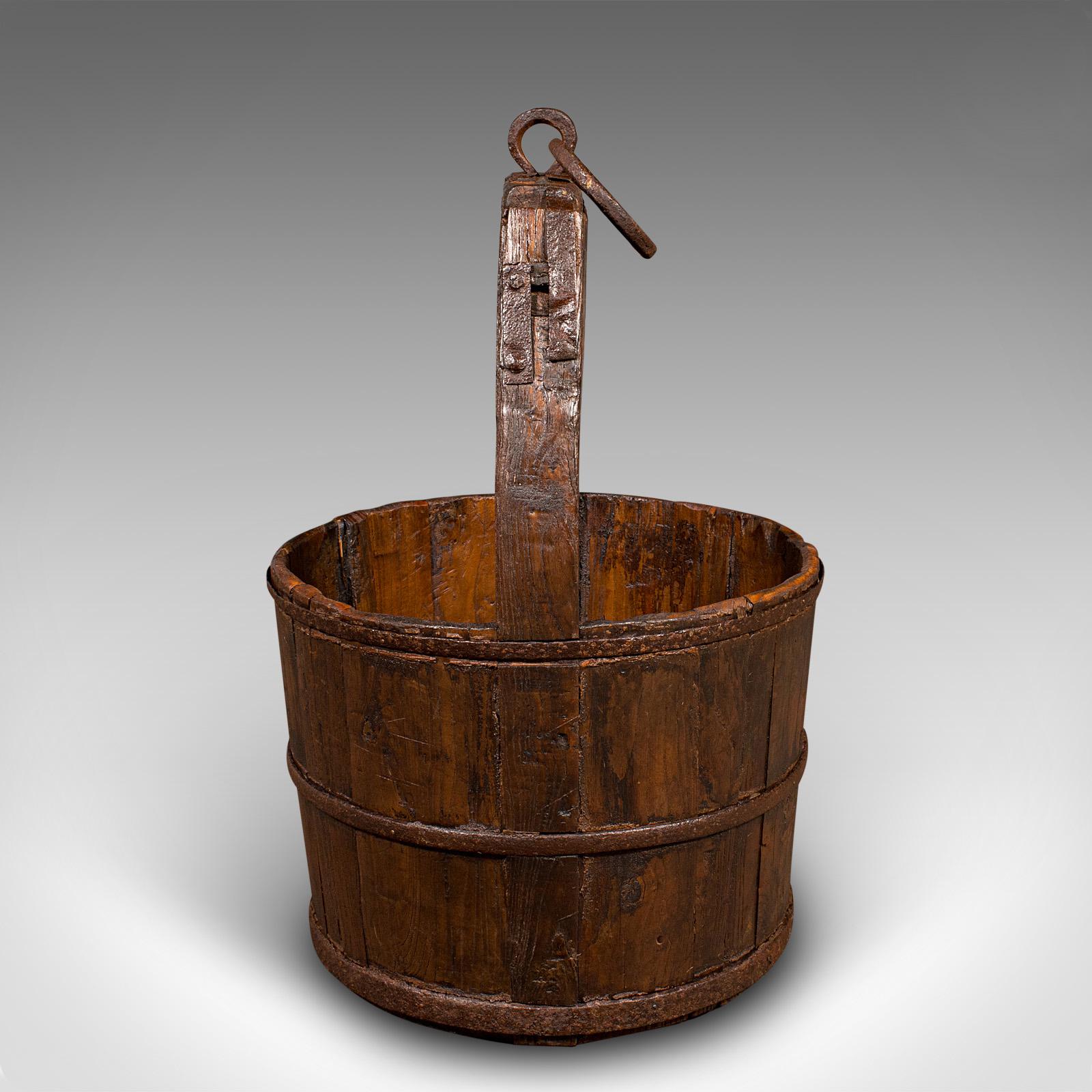 Gran Cubo Antiguo de Pozo de Jardín Country Antiques, Inglés, Jardinera, Georgiano, Almacén de Combustible principios del siglo XIX en venta