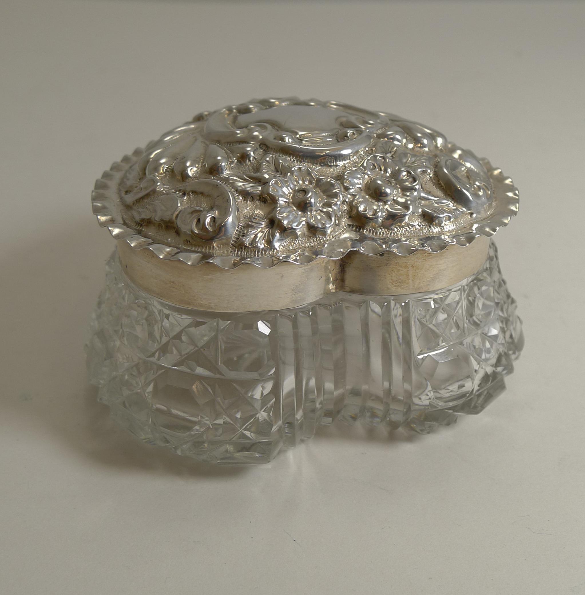 Large Antique Cut Crystal and Sterling Silver Heart Shaped Box, 1903 For Sale 3
