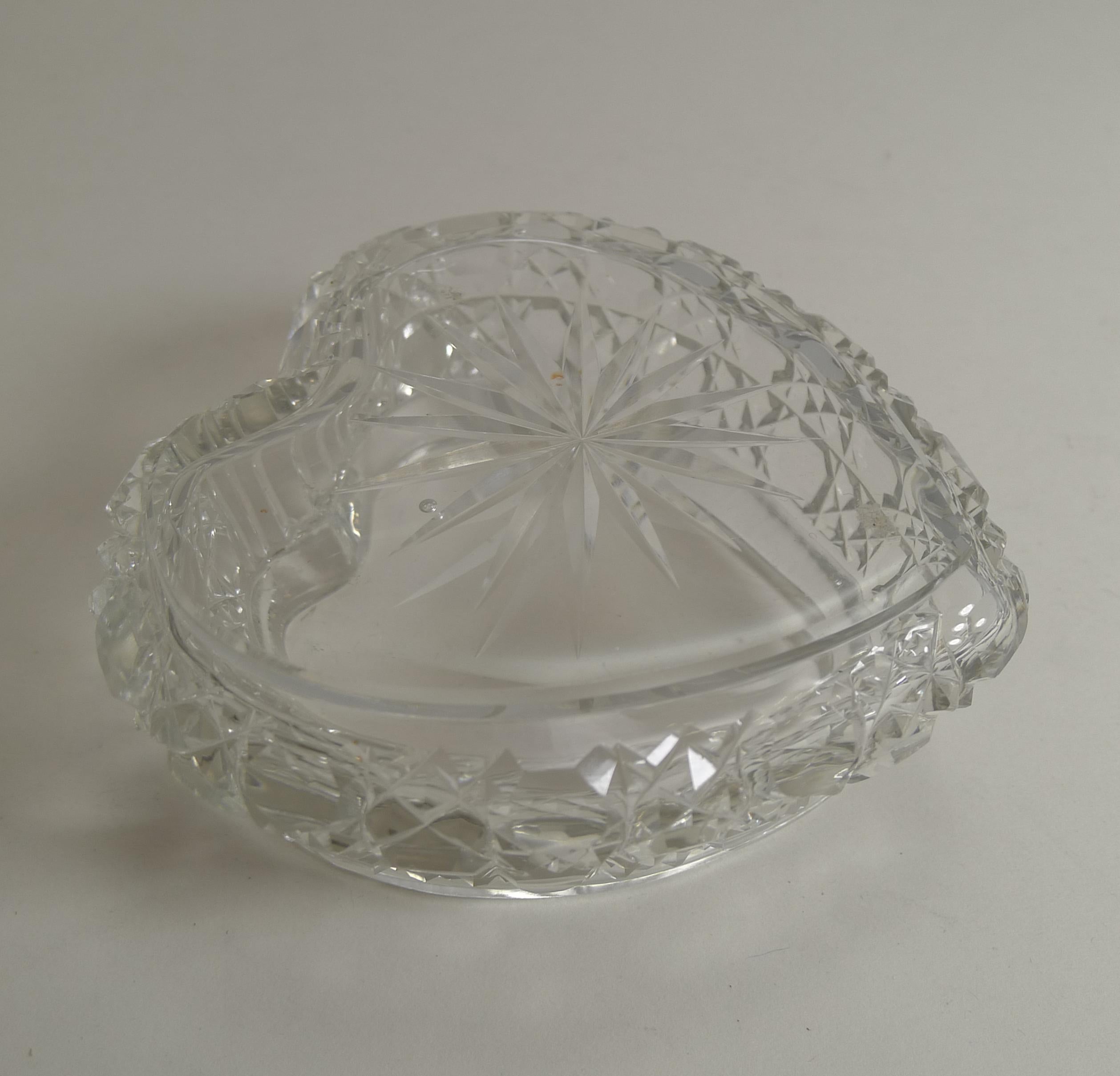 Large Antique Cut Crystal and Sterling Silver Heart Shaped Box, 1903 In Good Condition For Sale In Bath, GB