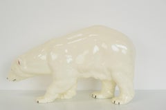 Grande scultura di orso polare antica in porcellana cecoslovacca Royal Dux, 1925