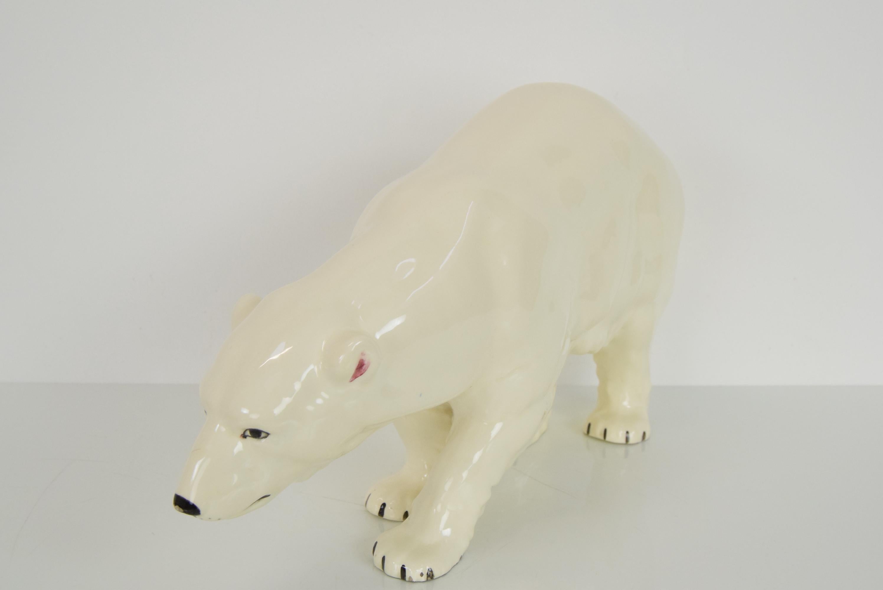 Large Antique Czechoslovakia Porcelain Royal Dux Polar Bear Sculpture, in 1925  In Good Condition For Sale In Praha, CZ