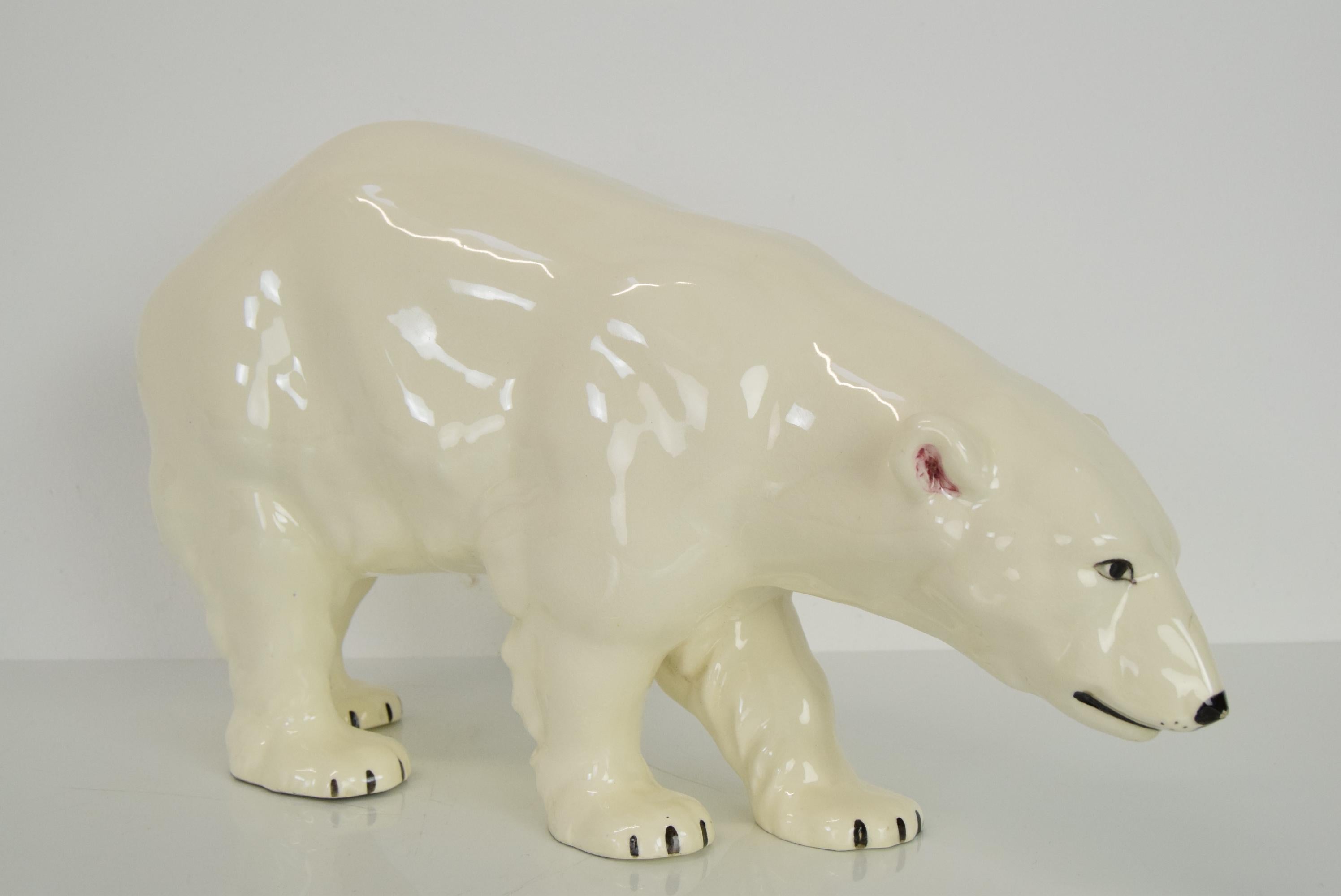 Large Antique Czechoslovakia Porcelain Royal Dux Polar Bear Sculpture, in 1925  For Sale 1