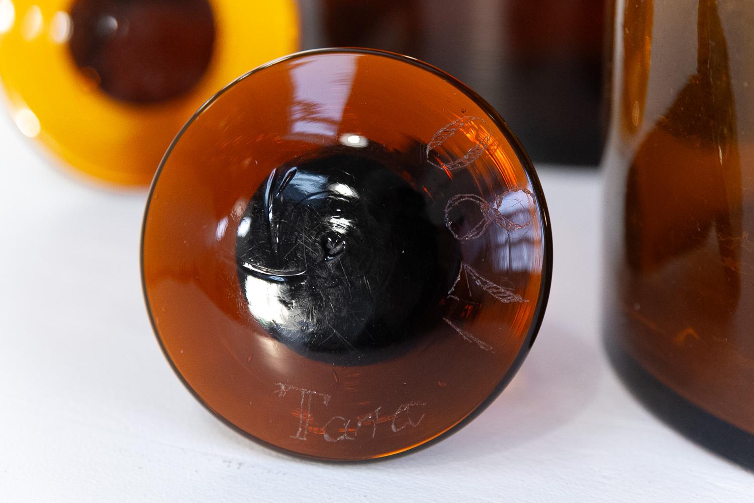 Grands flacons anciens en verre de pharmacie danoise, années 1900. Ensemble de 3. en vente 3