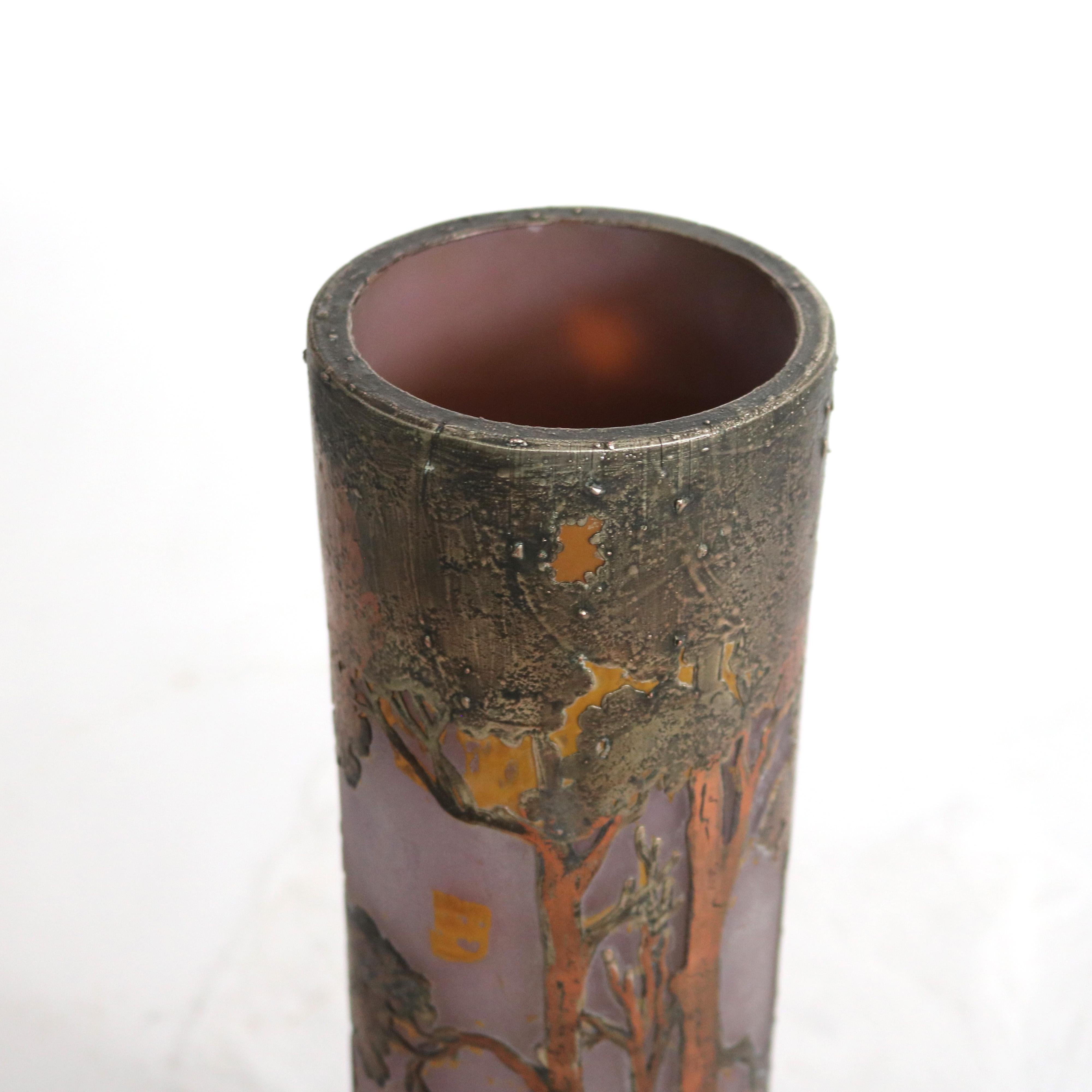 Grand vase de paysage ancien Daum Nancy à dos découpé non signé C1910 en vente 3