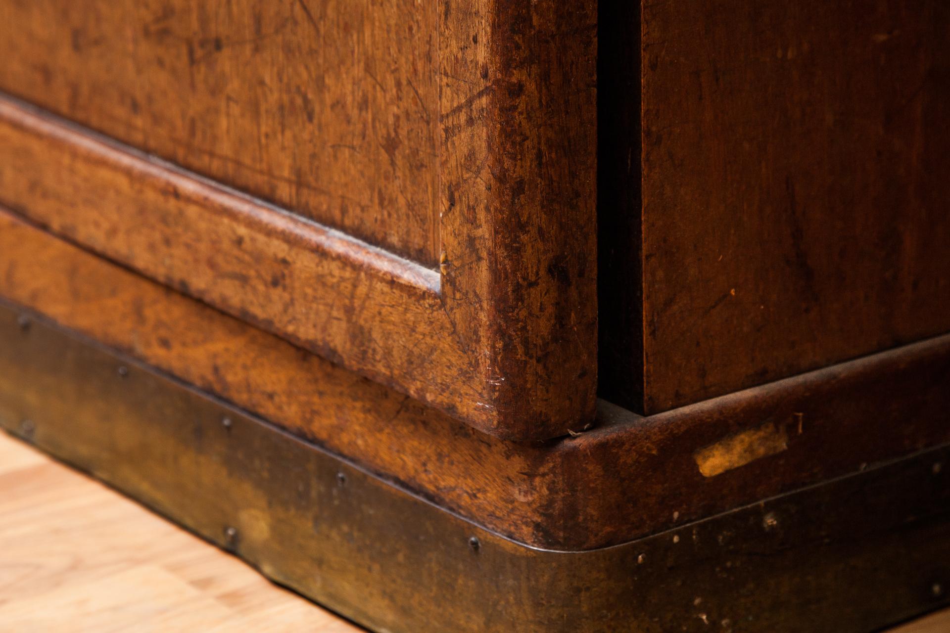 Large Antique Desk Art Nouveau Style Attributed to Adolf Loos for FO Schmidt In Fair Condition For Sale In  Budapest, HU