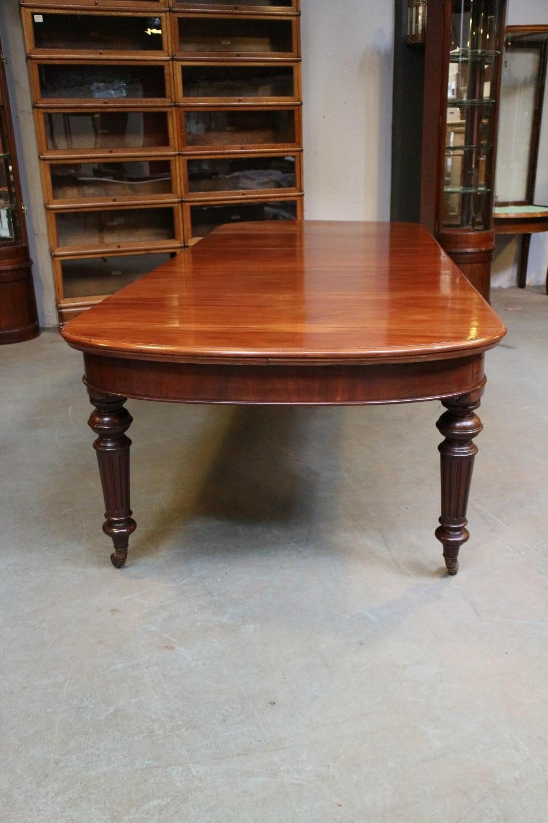 Mahogany Large antique dining table