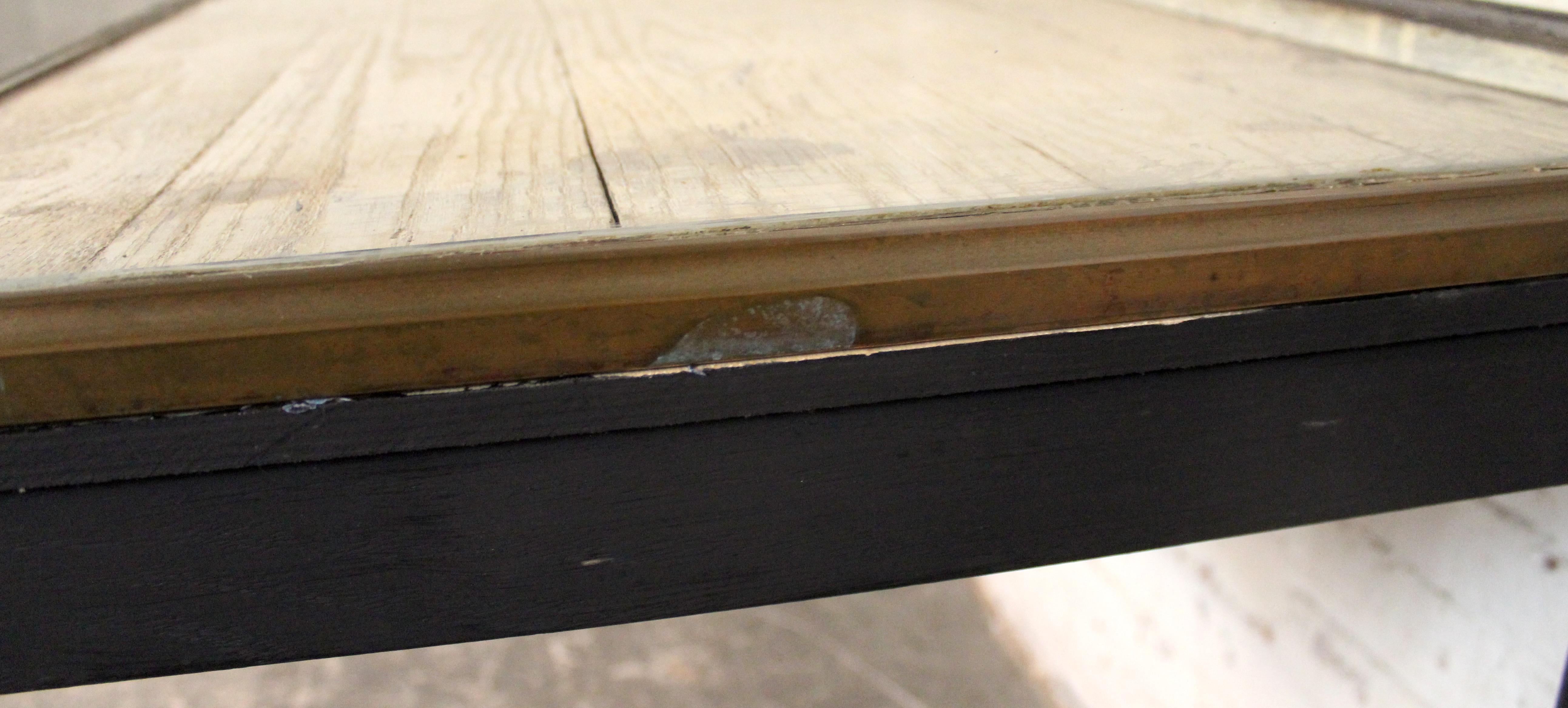 Grande vitrine ancienne de Charles F. Biele and Sons en vente 6