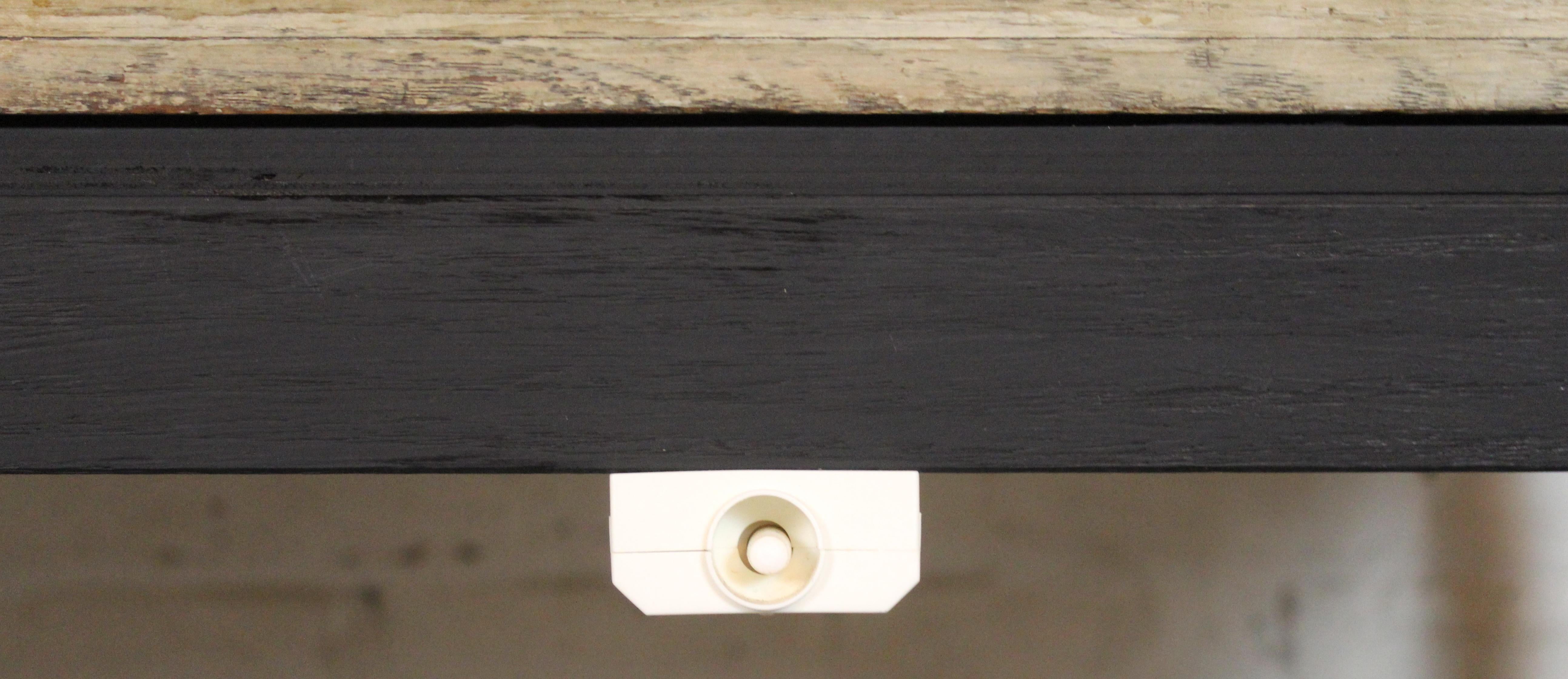 Grande vitrine ancienne de Charles F. Biele and Sons en vente 9