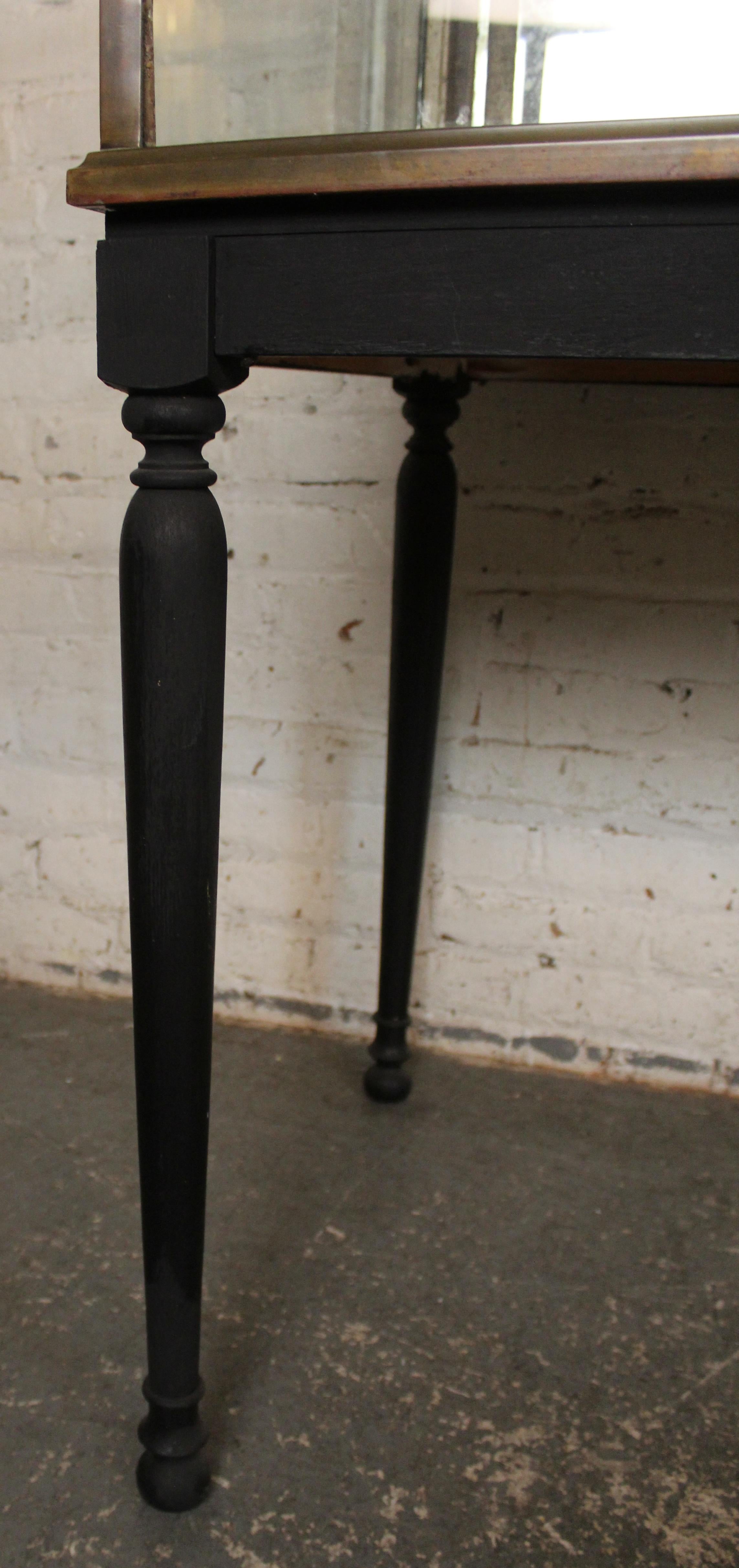 Grande vitrine ancienne de Charles F. Biele and Sons en vente 1