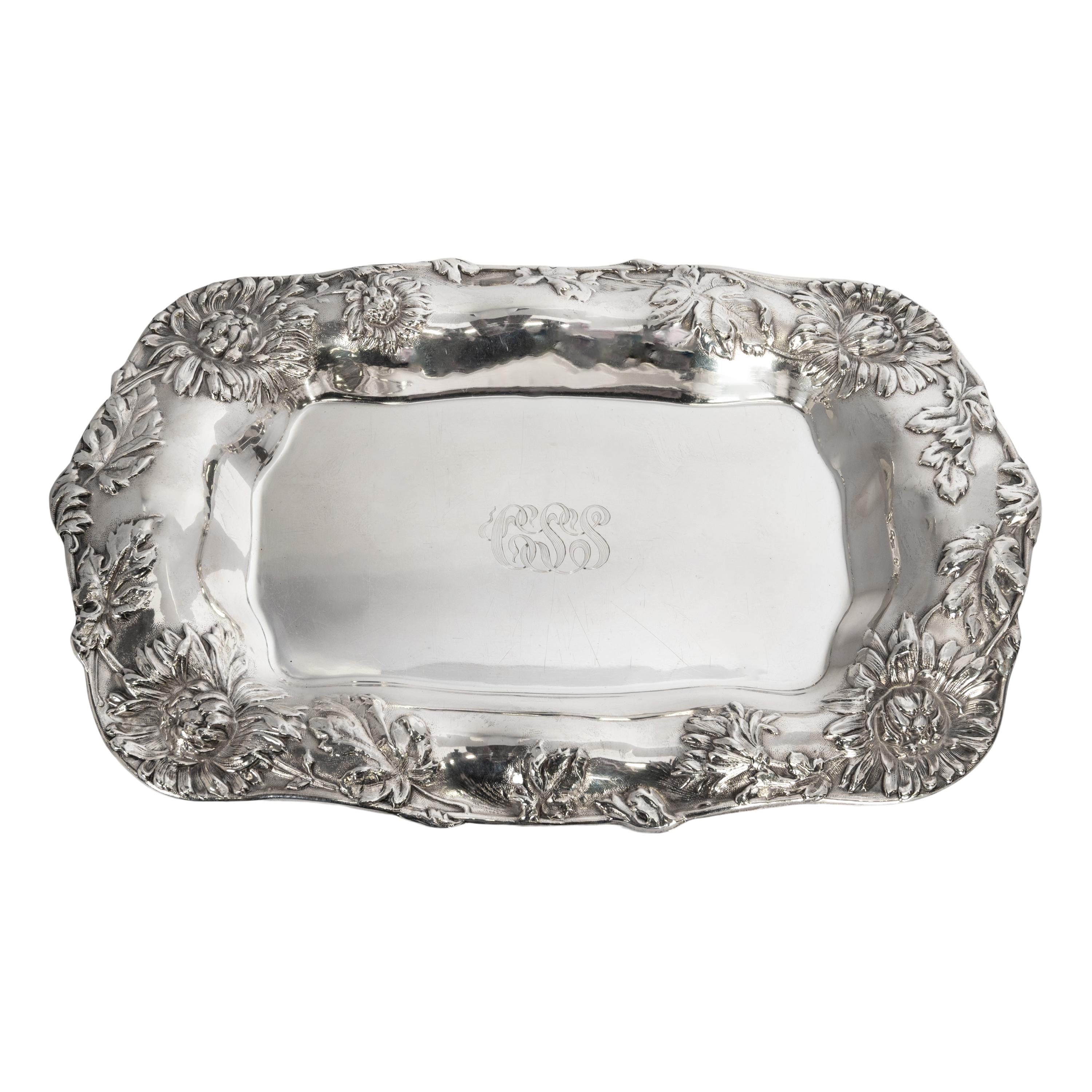 Large Antique Dominick & Haff Sterling Silver Chrysanthemum Tray New York 1901 In Good Condition In Portland, OR