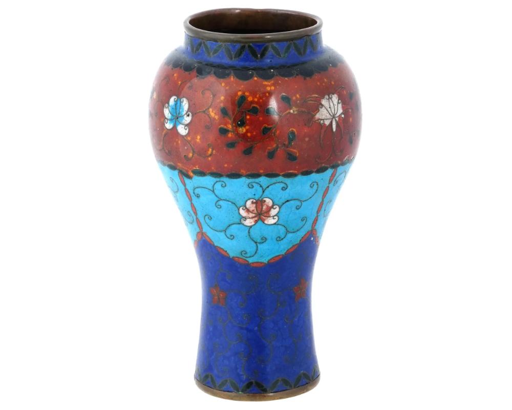 Large Antique Early Meiji Japanese Cloisonne Enamel Lotos Vase In Good Condition For Sale In New York, NY
