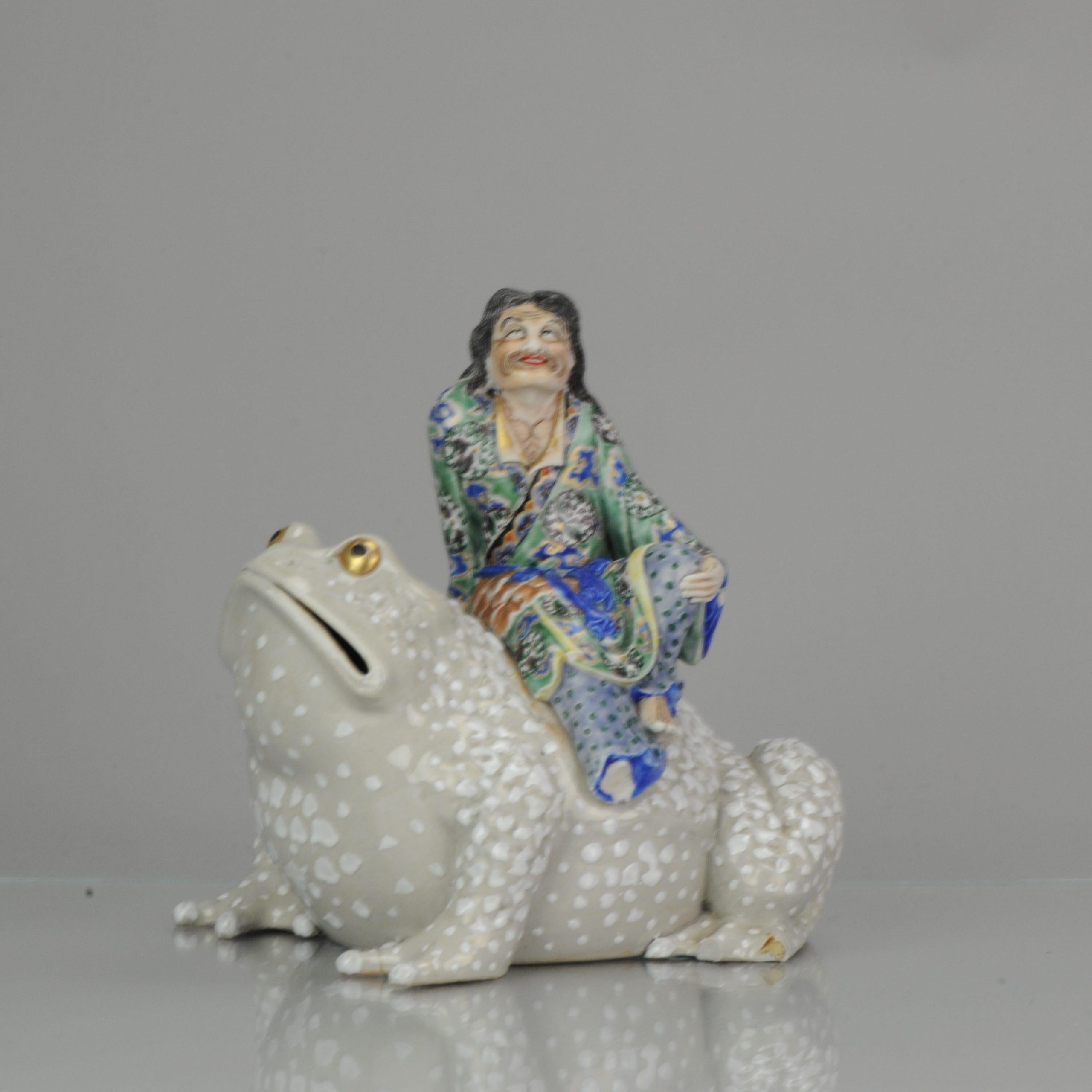 Large Antique Edo/Meiji Period 19C Japanese Porcelain Koro Liu Hai Toad For Sale 3