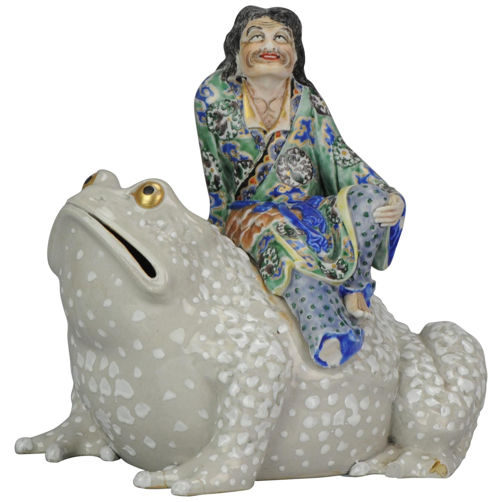 Large Antique Edo/Meiji Period 19C Japanese Porcelain Koro Liu Hai Toad For Sale