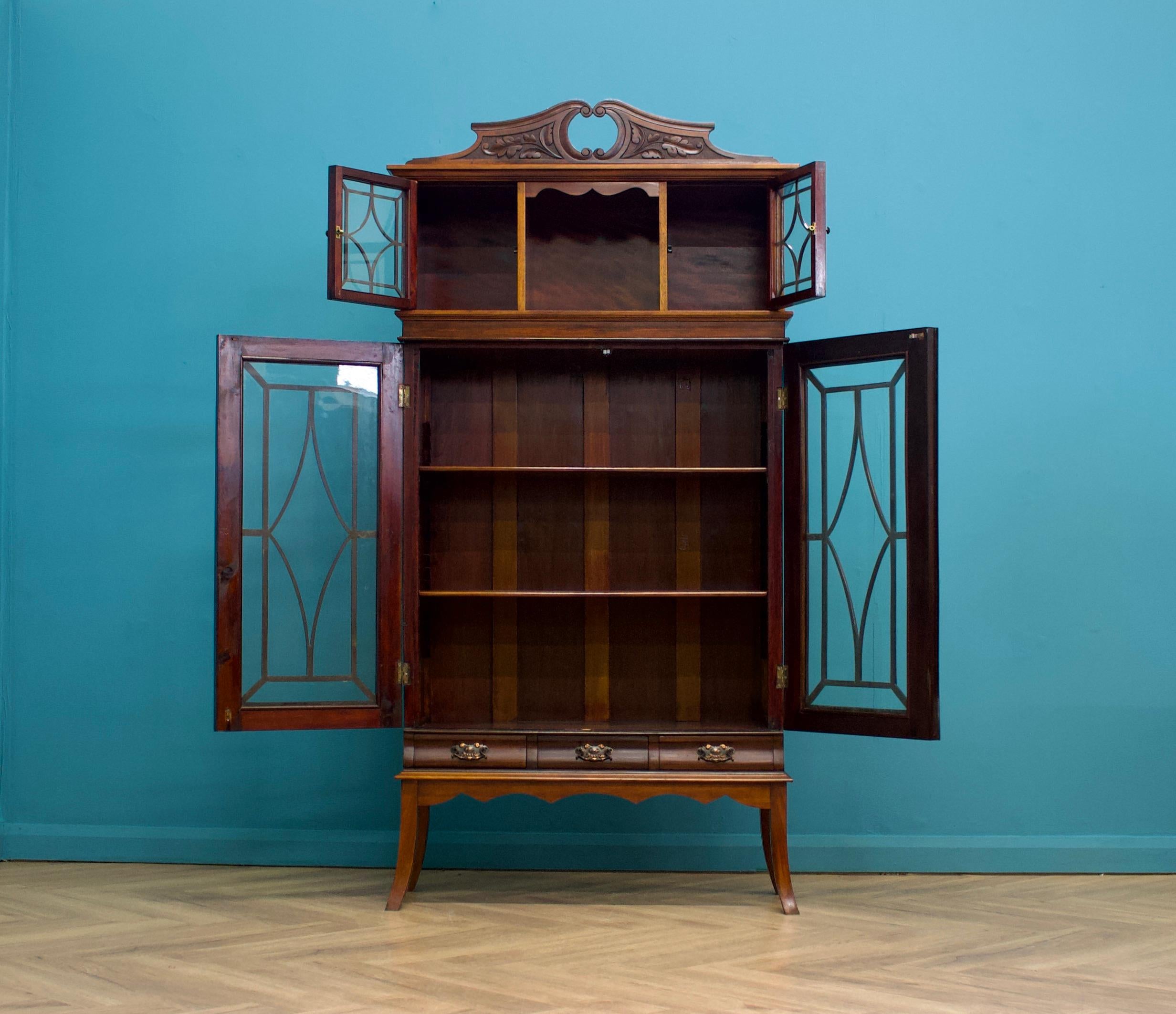 20th Century Large Antique Edwardian Display Cabinet, 1900s