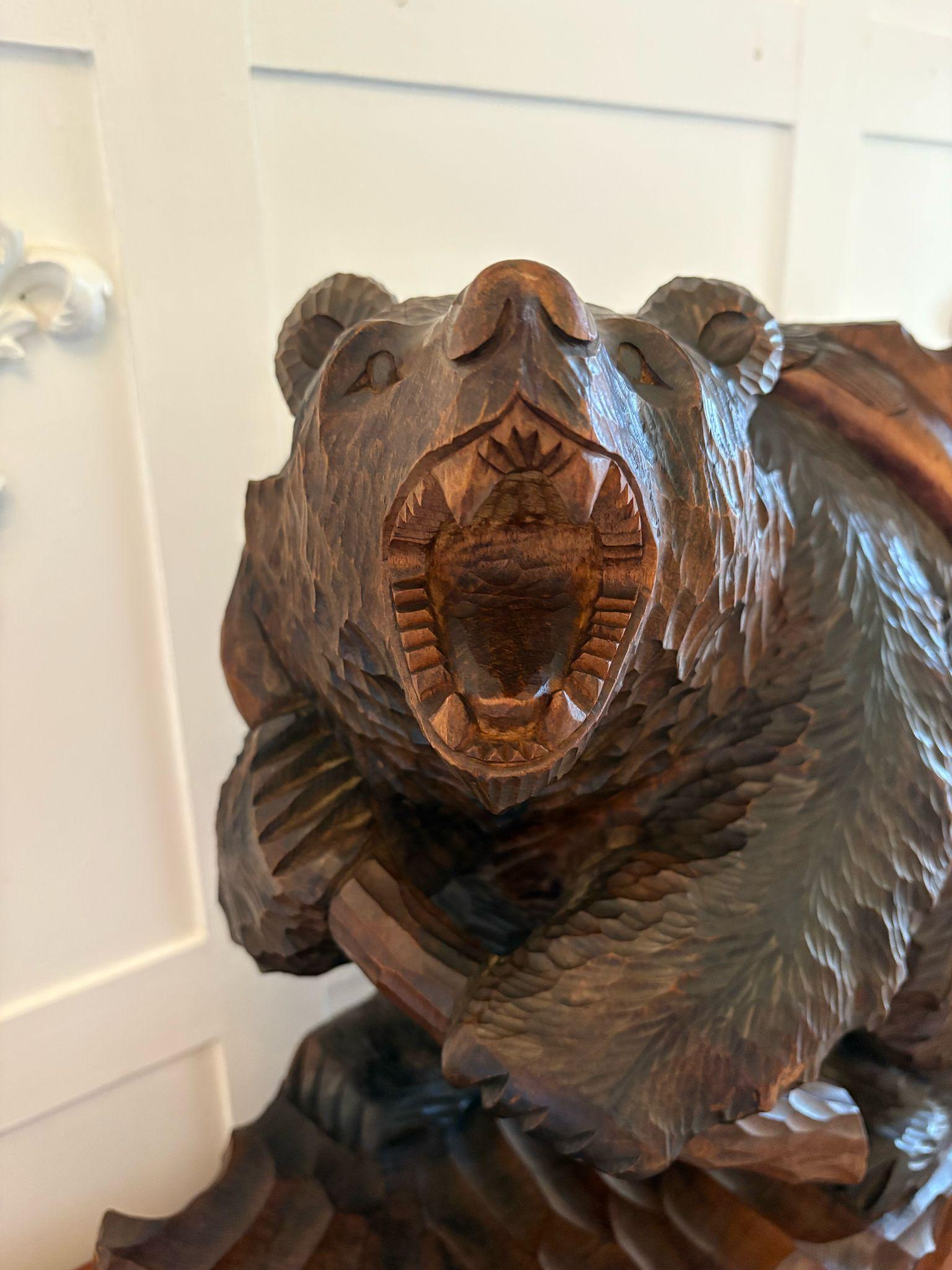 Large Antique Edwardian Quality Carved Linden Wood Japanese Bear Carrying a Fish For Sale 1
