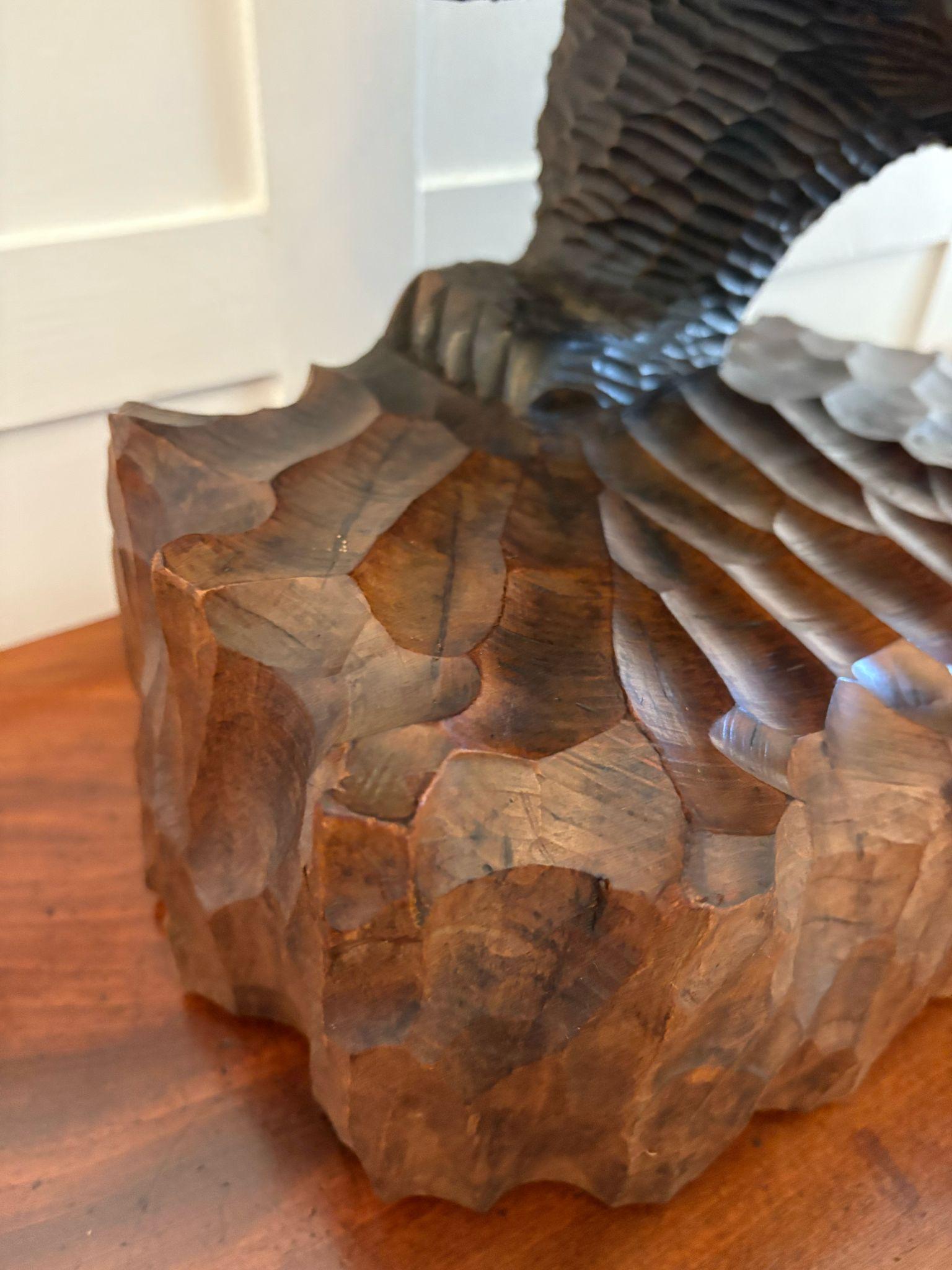 Large Antique Edwardian Quality Carved Linden Wood Japanese Bear Carrying a Fish For Sale 4