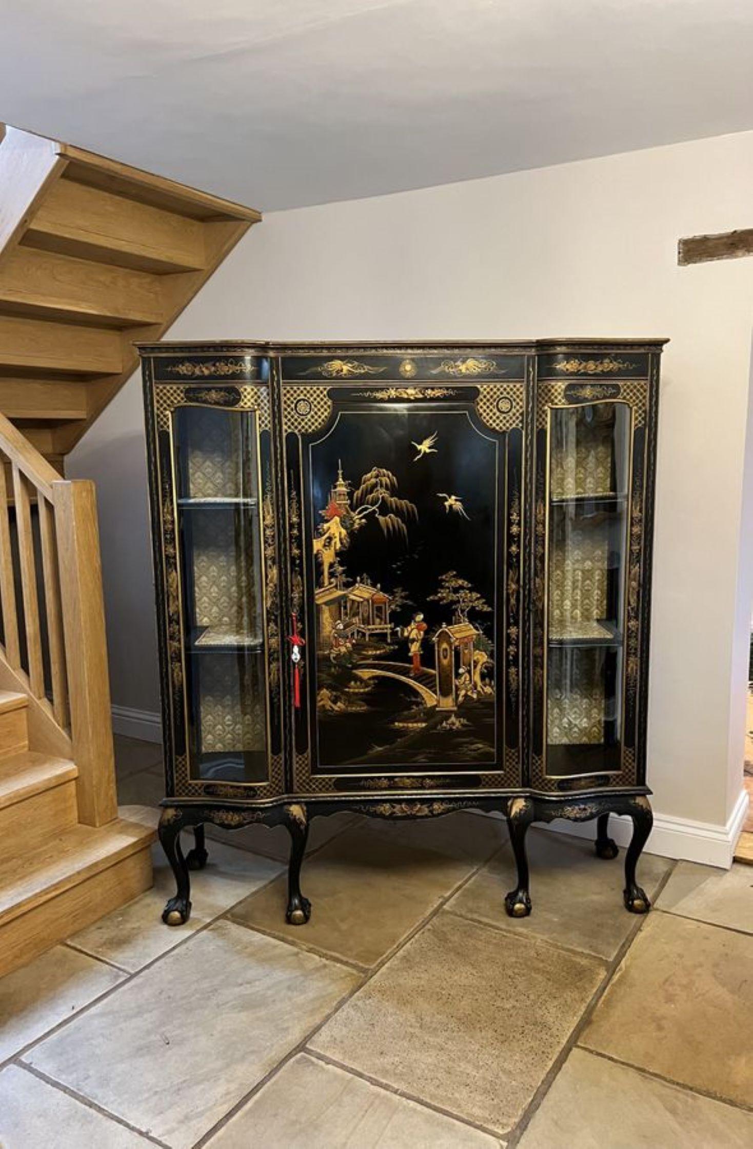 20th Century Large antique Edwardian quality chinoiserie decorated display cabinet  For Sale