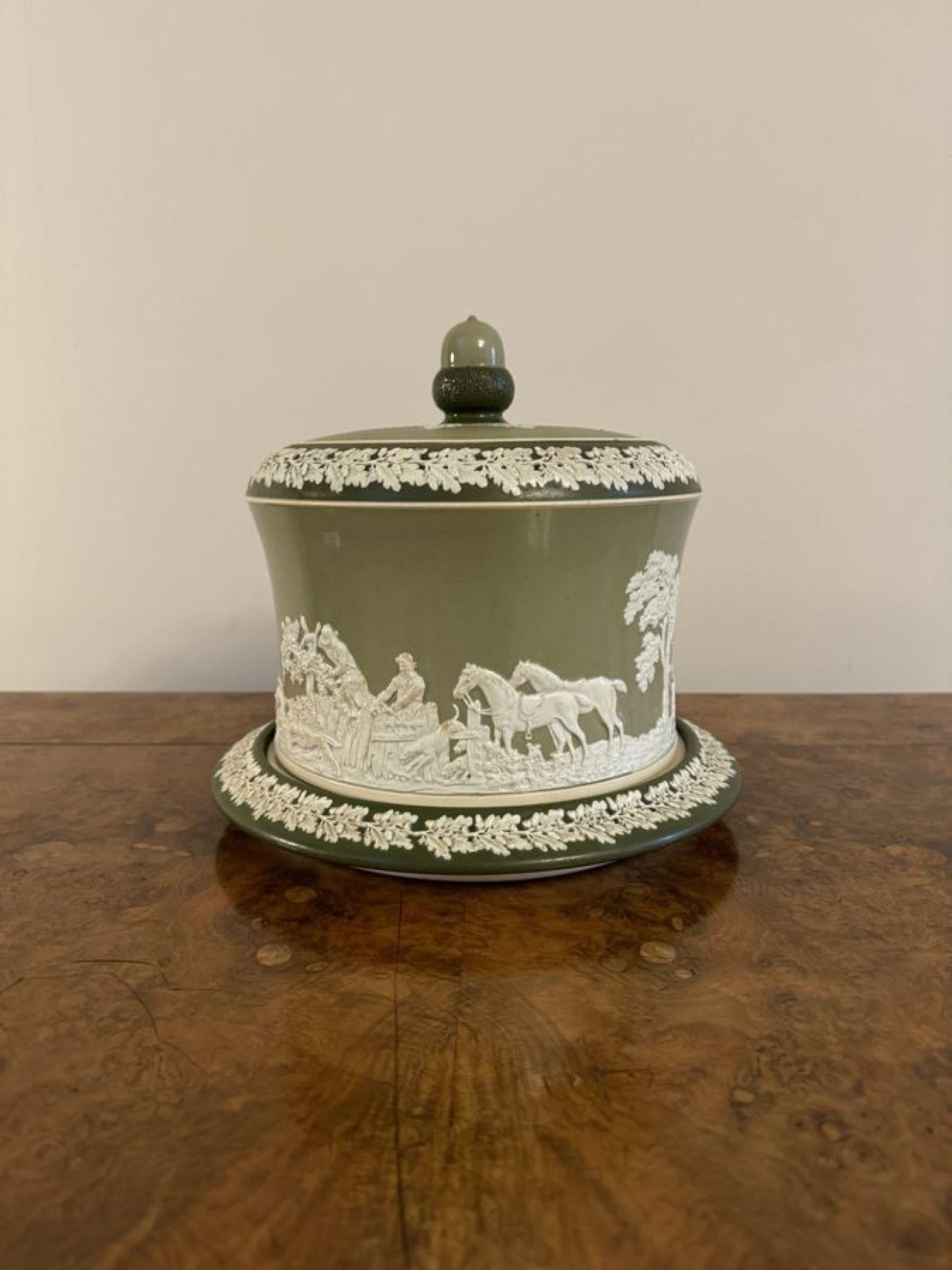 Large antique Edwardian quality W&R Carlton ware cheese dish In Good Condition In Ipswich, GB