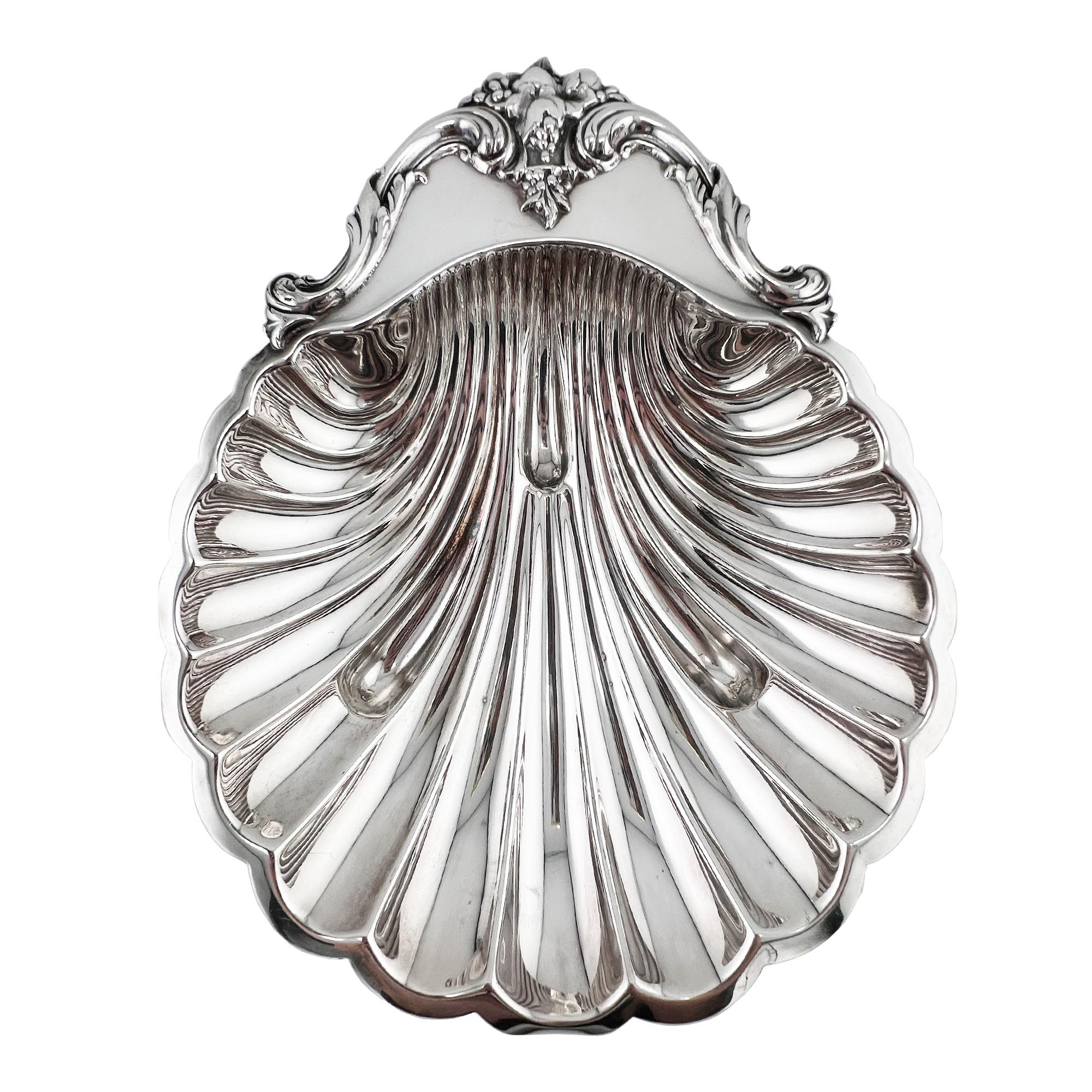 Grand plat à palourdes ancien en métal argenté EGW & S par International Silver Co. Bon état - En vente à Oklahoma City, OK