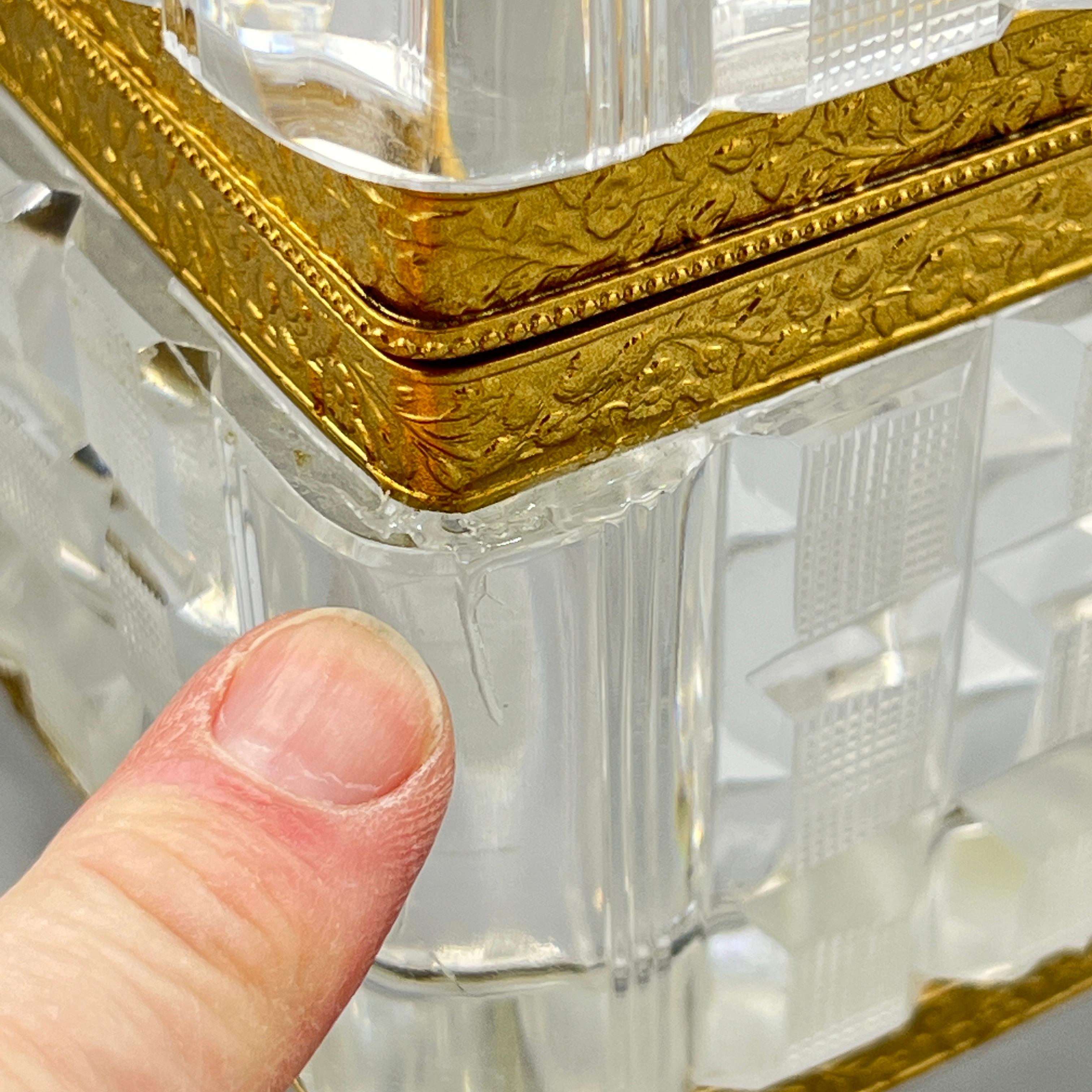 Grand style Empire ancien  Coffret / Boîte en cristal taillé et bronze doré en vente 3