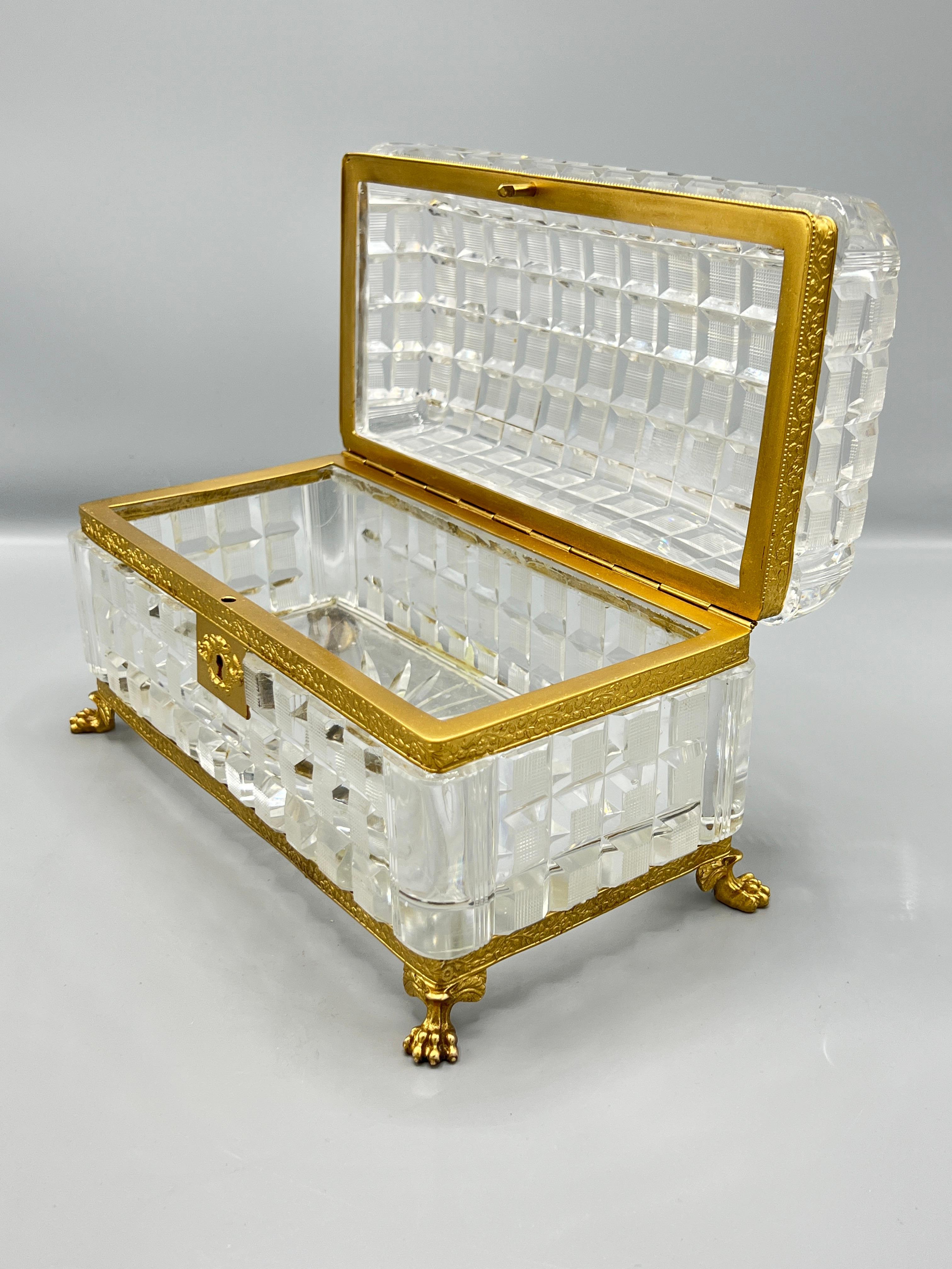 Grand style Empire ancien  Coffret / Boîte en cristal taillé et bronze doré en vente 4