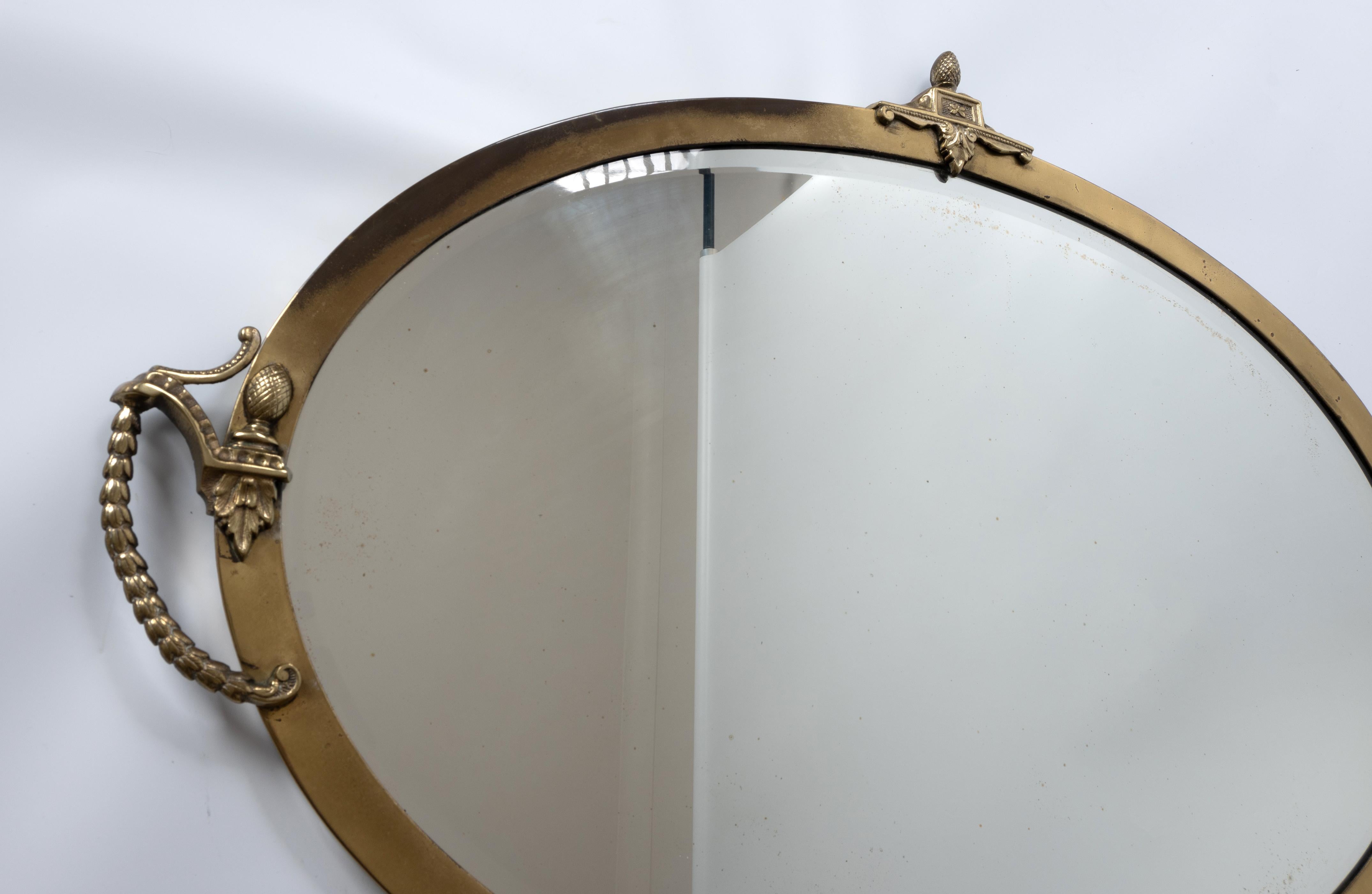 Art nouveau Grand miroir ovale anglais ancien Art Nouveau avec cadre en laiton, vers 1900 en vente