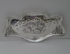 Bandeja antigua inglesa Art Nouveau de plata de ley - Ángeles de Reynold - 1907