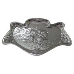 Bandeja antigua inglesa Art Nouveau de plata de ley - Ángeles de Reynold - 1907