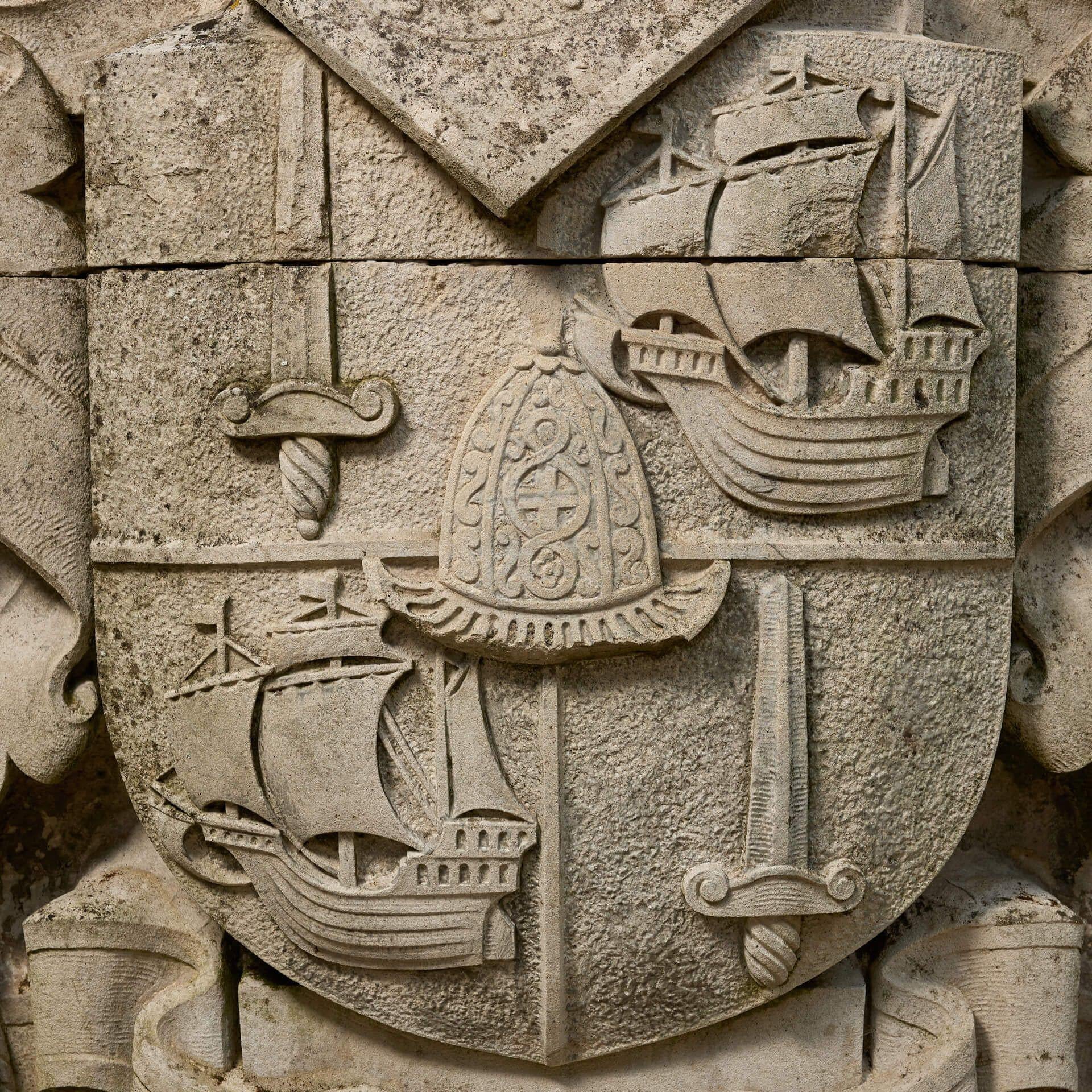 Victorian Large Antique English Carved Portland Stone Armorial Crest For Sale