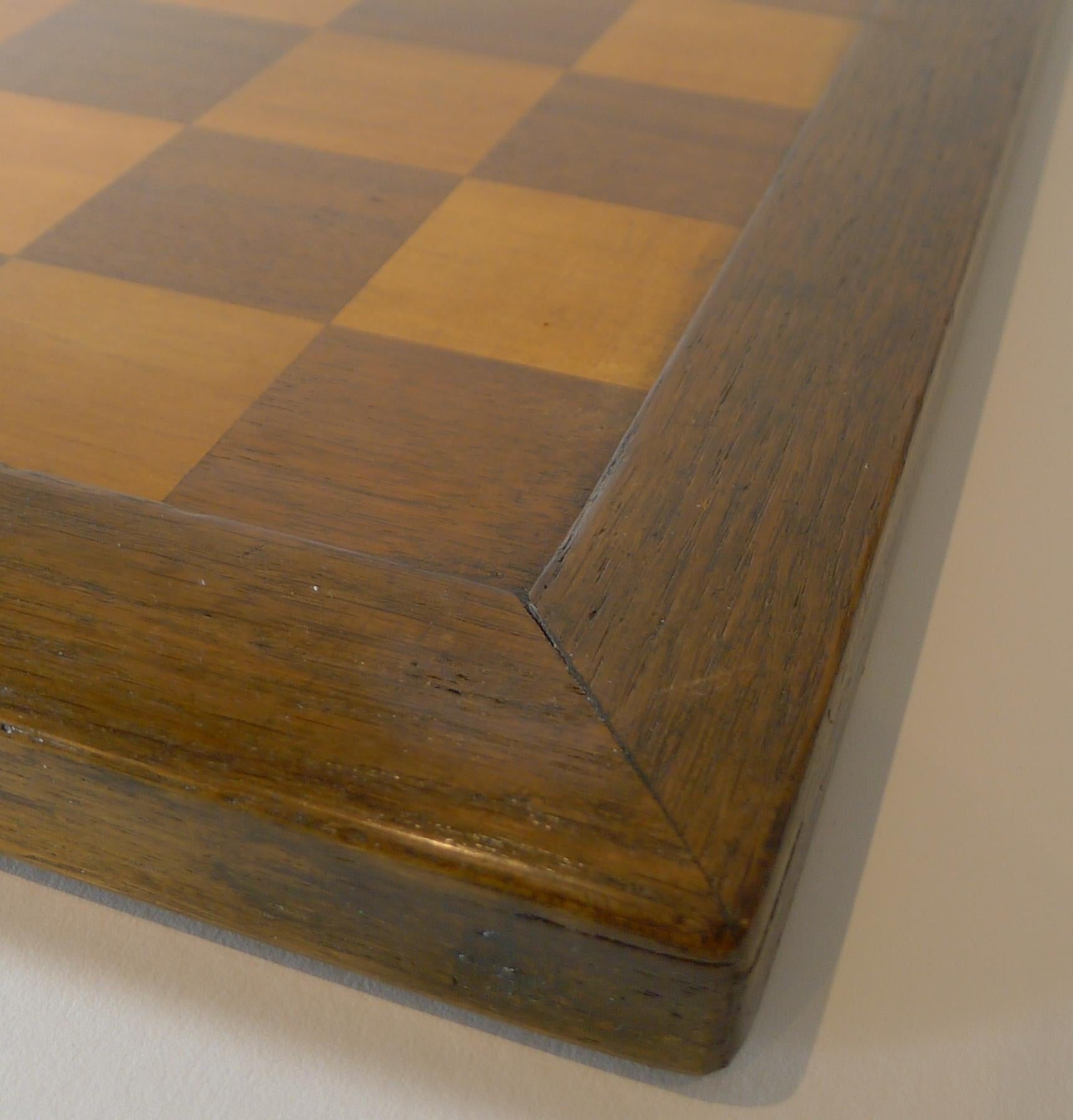 Large Antique English Chess Board / Jeu Des Dames, c.1900 In Good Condition In Bath, GB