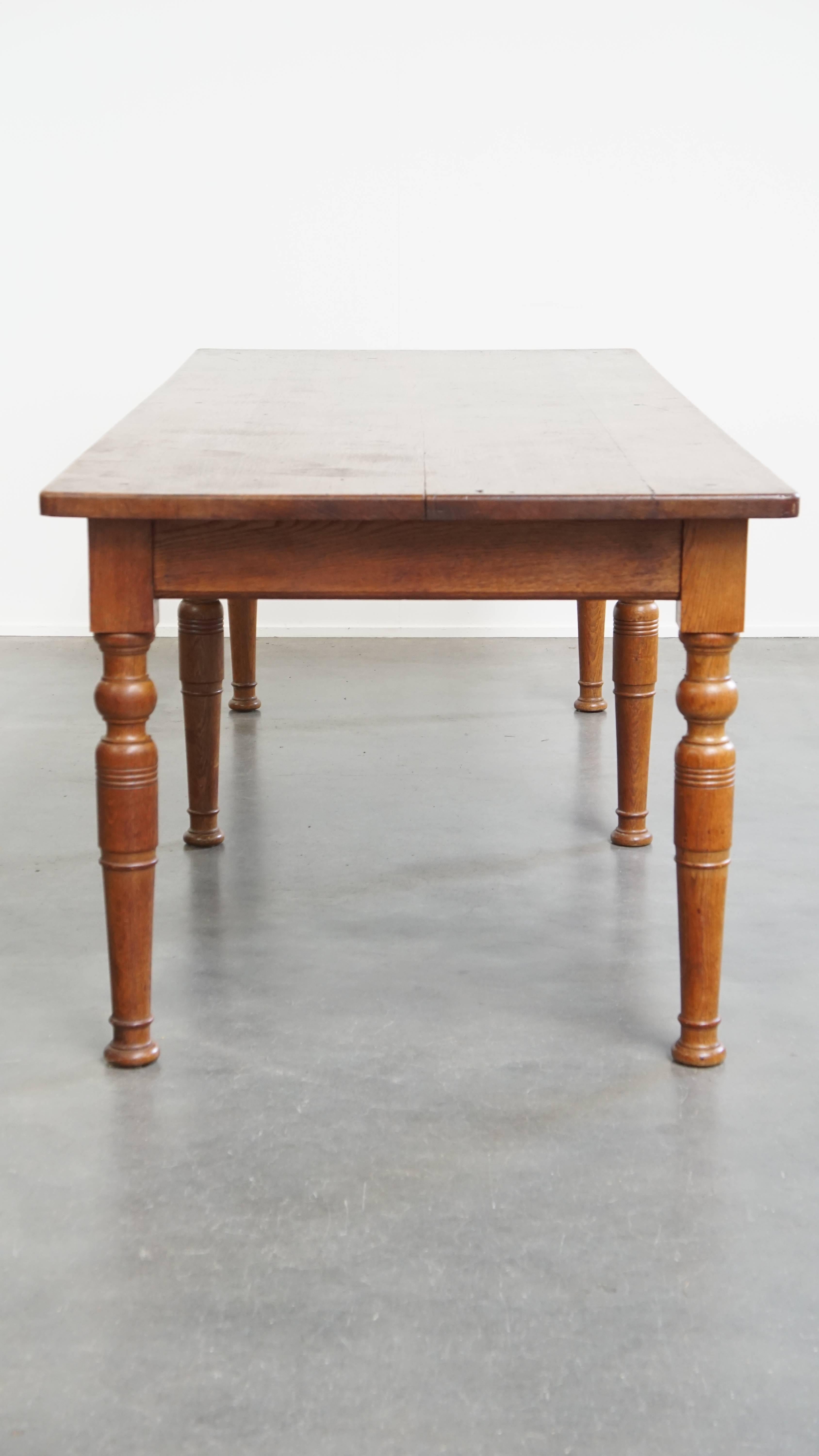 Classical Roman Large Antique English Dining Table Made of Oak For Sale