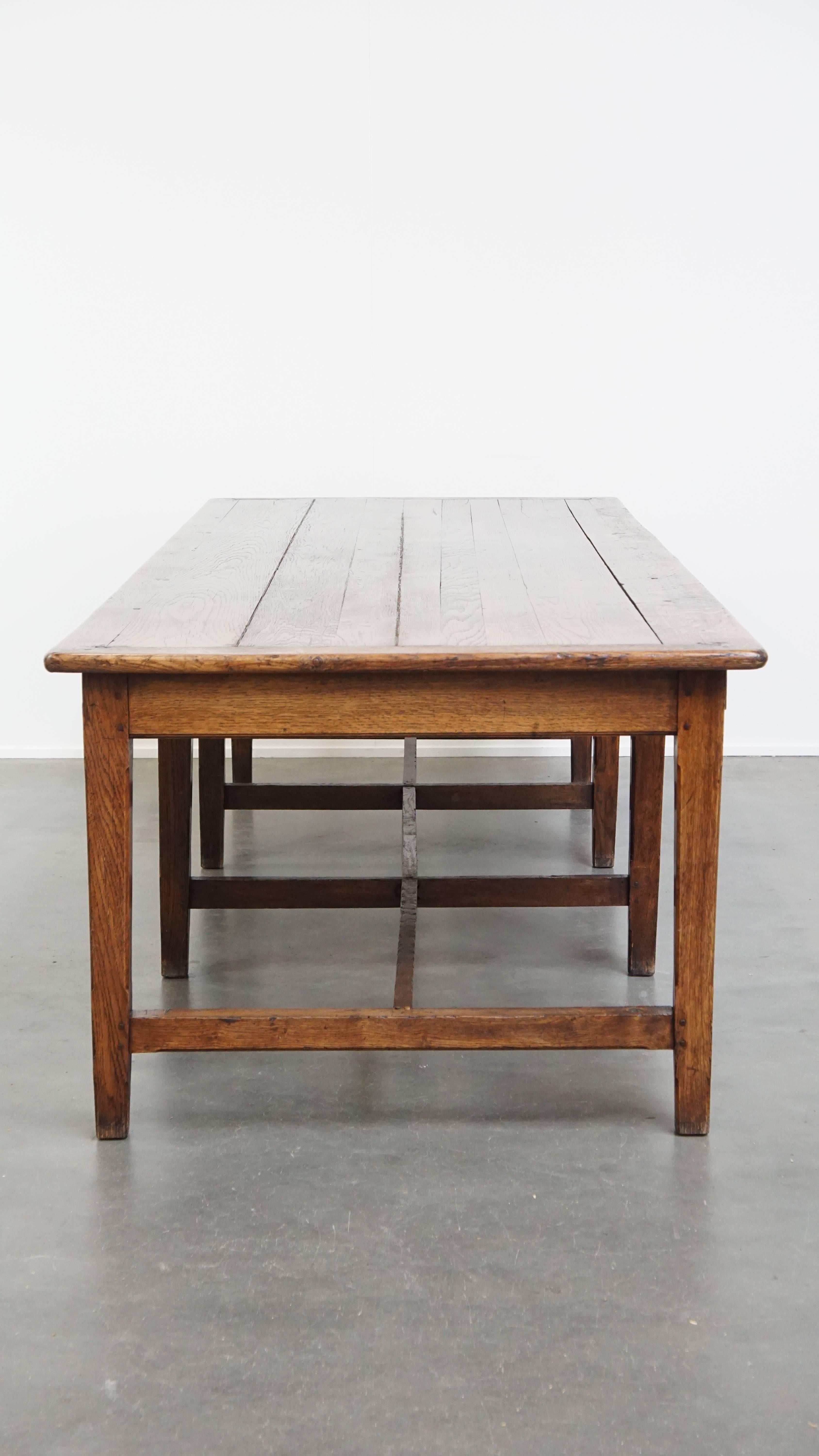 Hand-Crafted Large Antique English Oak Dining Table from the Early 19th Century For Sale