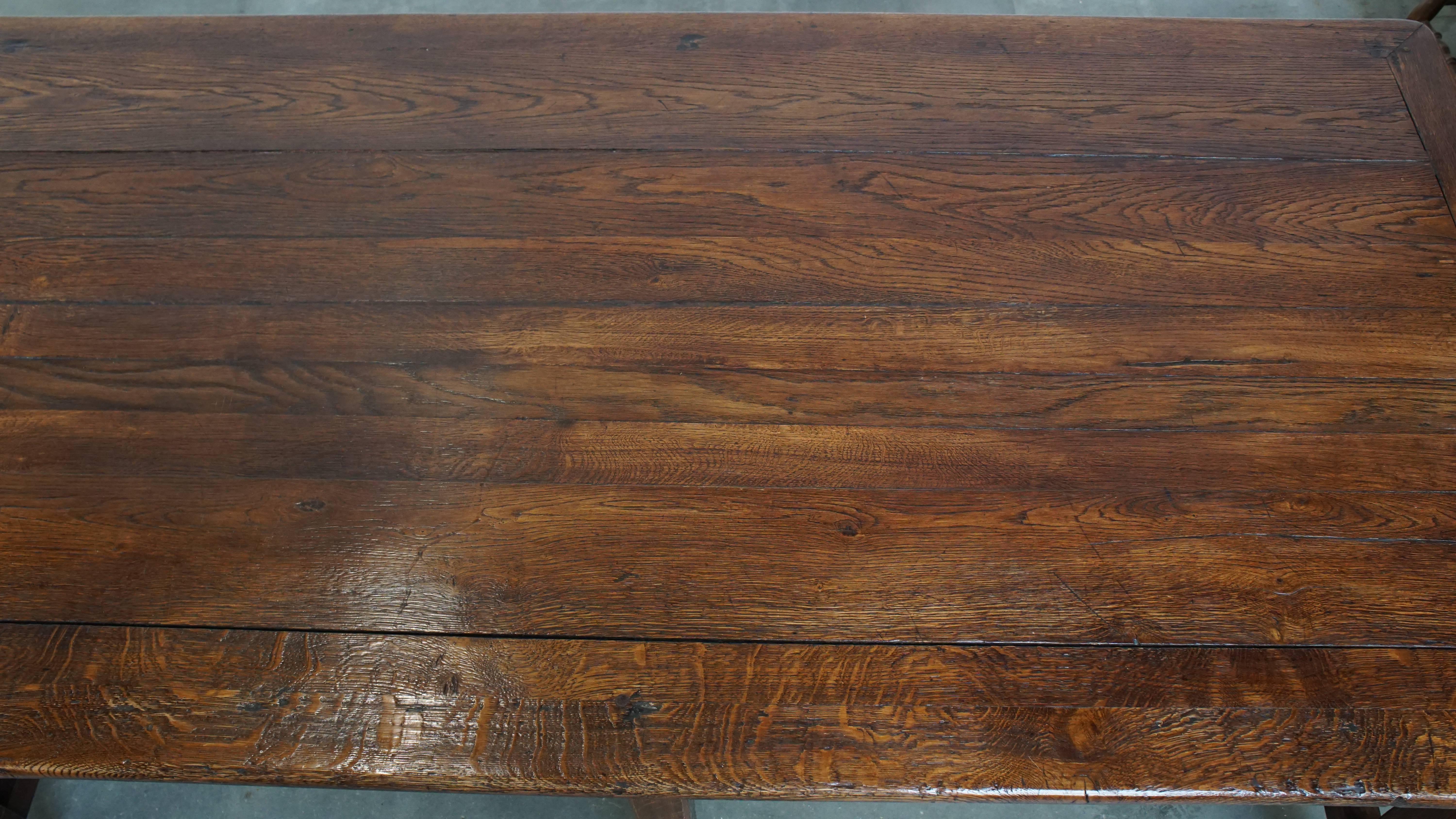 Large Antique English Oak Dining Table from the Early 19th Century For Sale 3