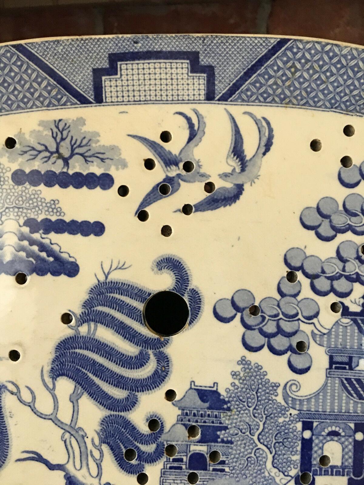 Large Antique English Platter Drainer Blue Willow Transferware Plateau #2 In Good Condition In Shreveport, LA
