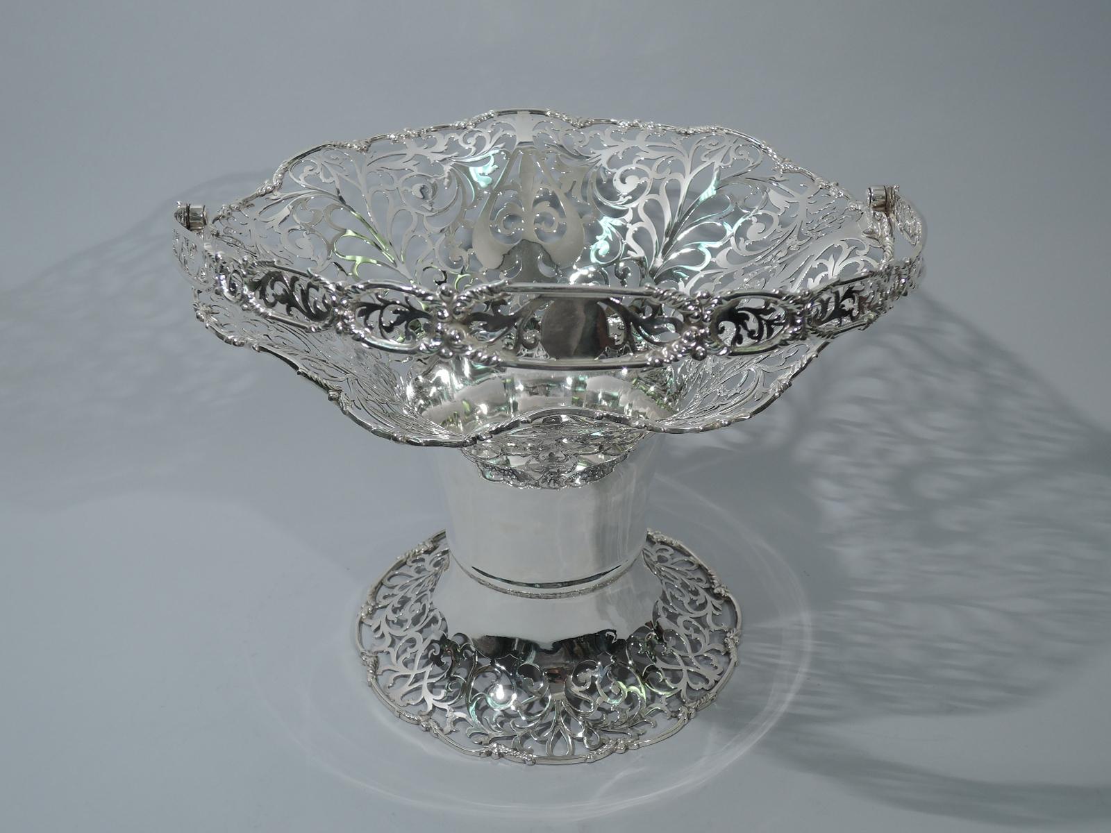 Large Antique English Sterling Silver Basket by Mappin & Webb In Excellent Condition In New York, NY