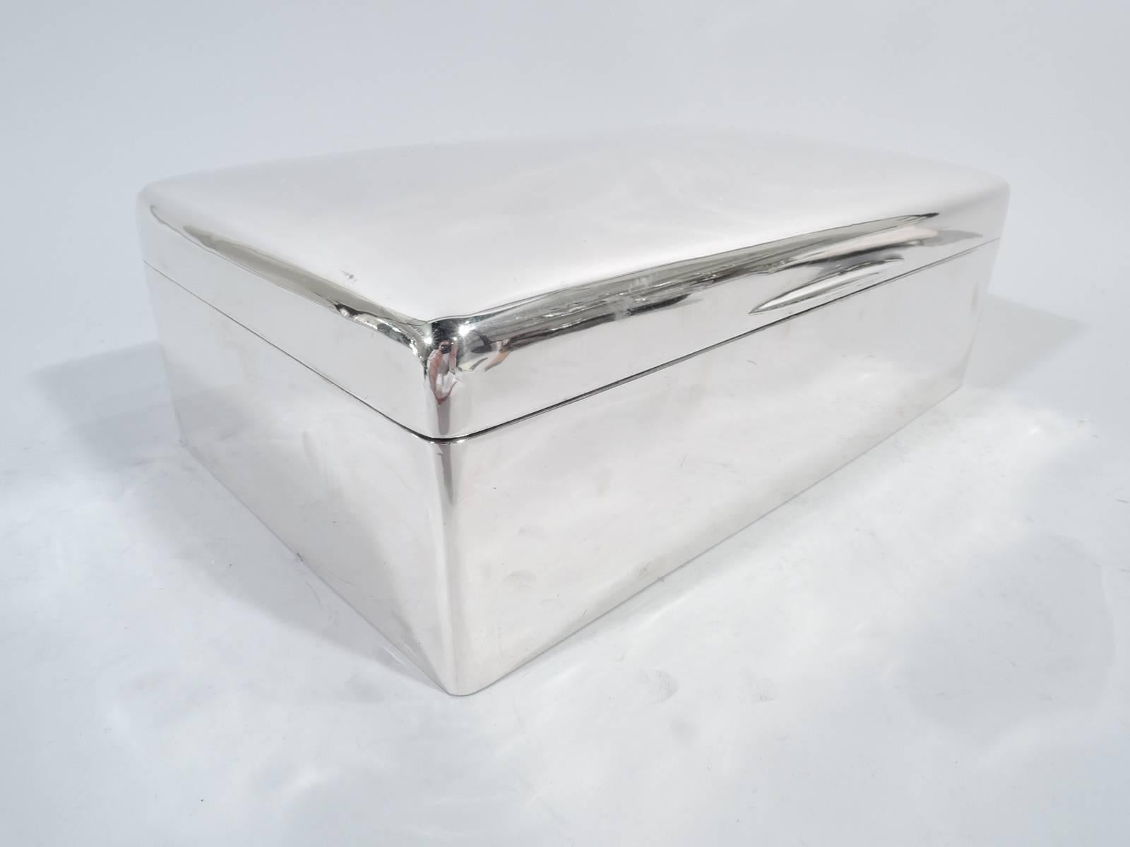 Large Antique English Sterling Silver Box In Excellent Condition In New York, NY