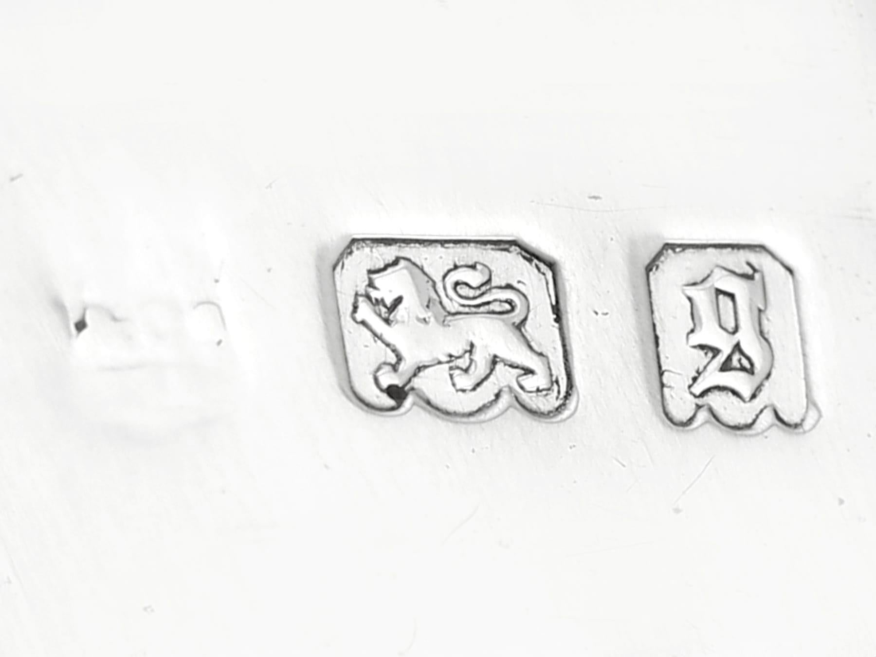 Début du 20ème siècle Grand drapeau anglais ancien en argent sterling en vente