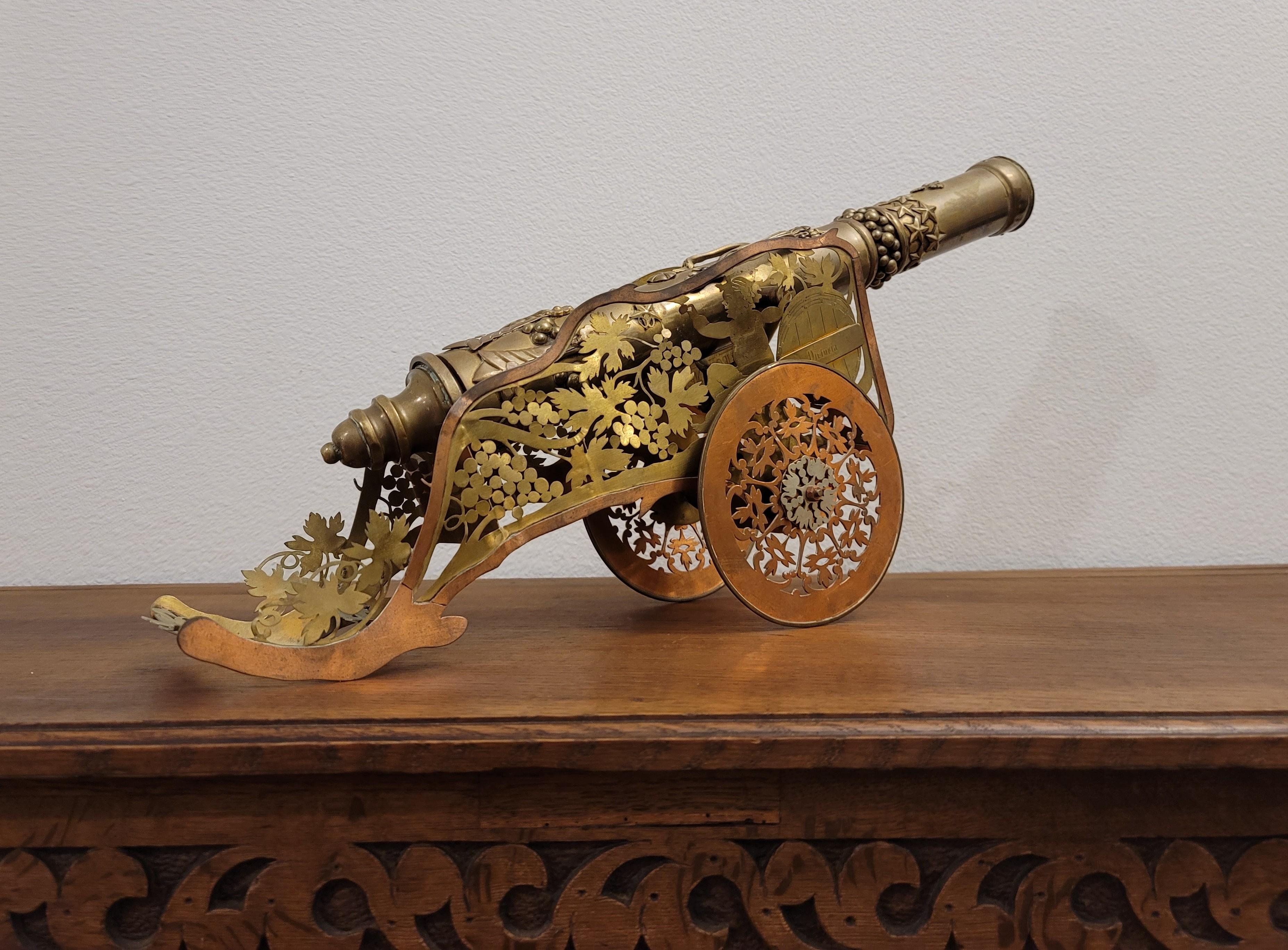 Grande cannone da tavolo antico inglese per l'arte della trincea in vendita 7