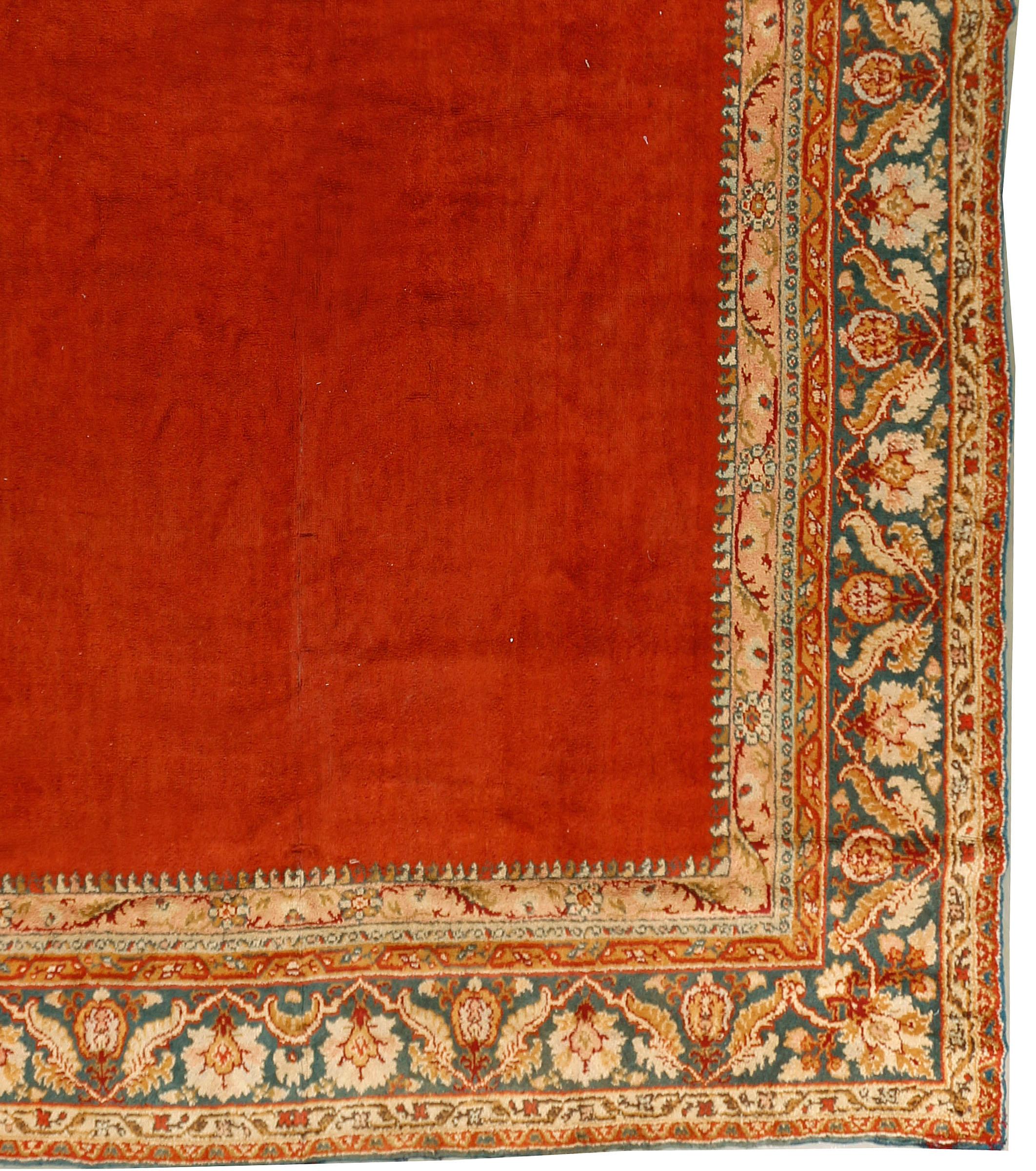 Großer antiker europäischer Oushak-Design-Teppich  12'4 x 16'1 (20. Jahrhundert) im Angebot