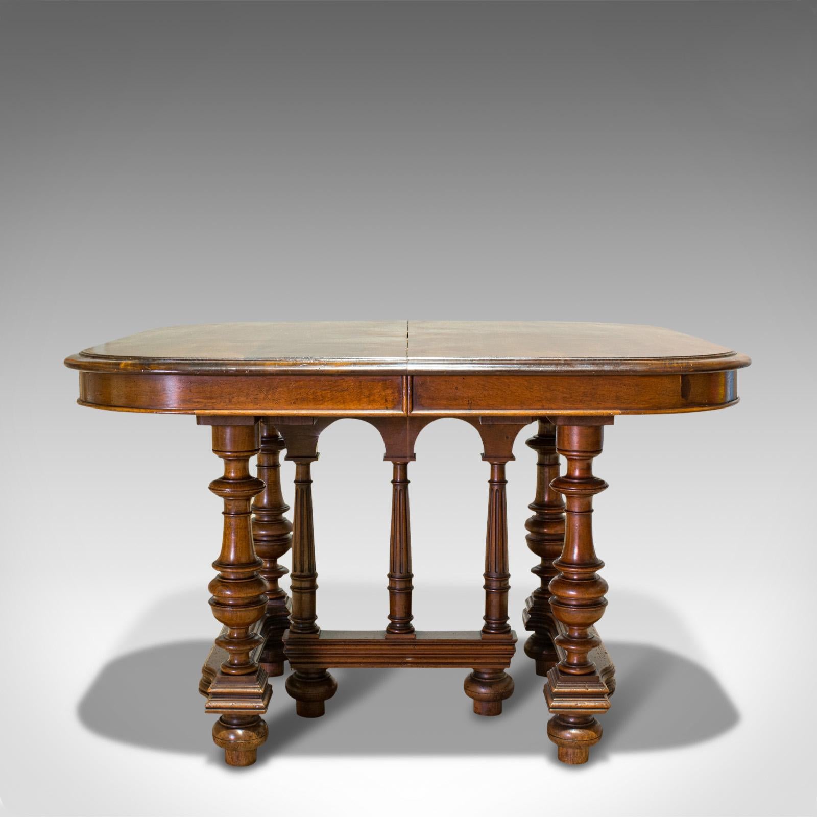 Large Antique Extending Dining Table, French, Walnut, Seats 4-10, circa 1900 In Good Condition In Hele, Devon, GB
