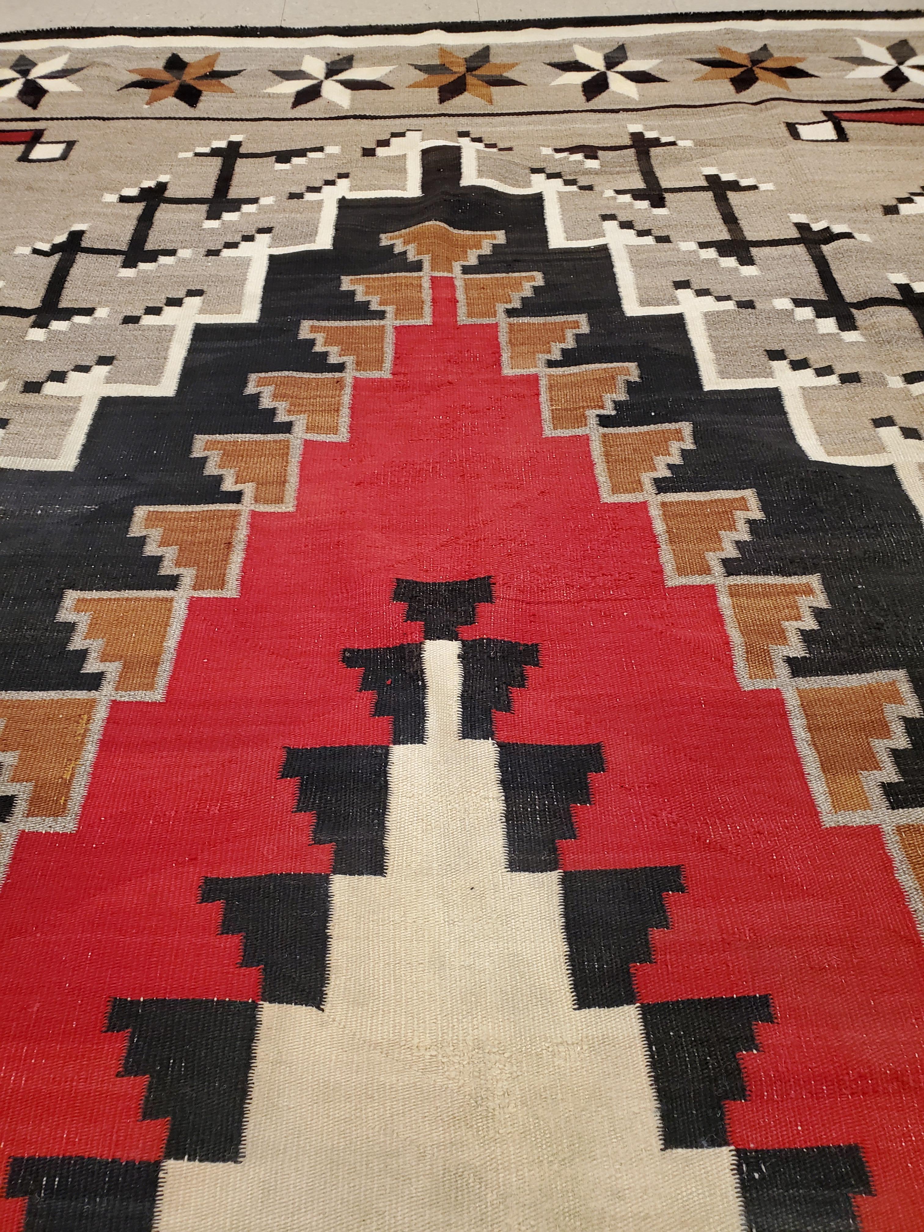 Large Antique Eye Dazzler Navajo Carpet, Handmade, Wool, Beige, Tan, Gray & Red For Sale 4