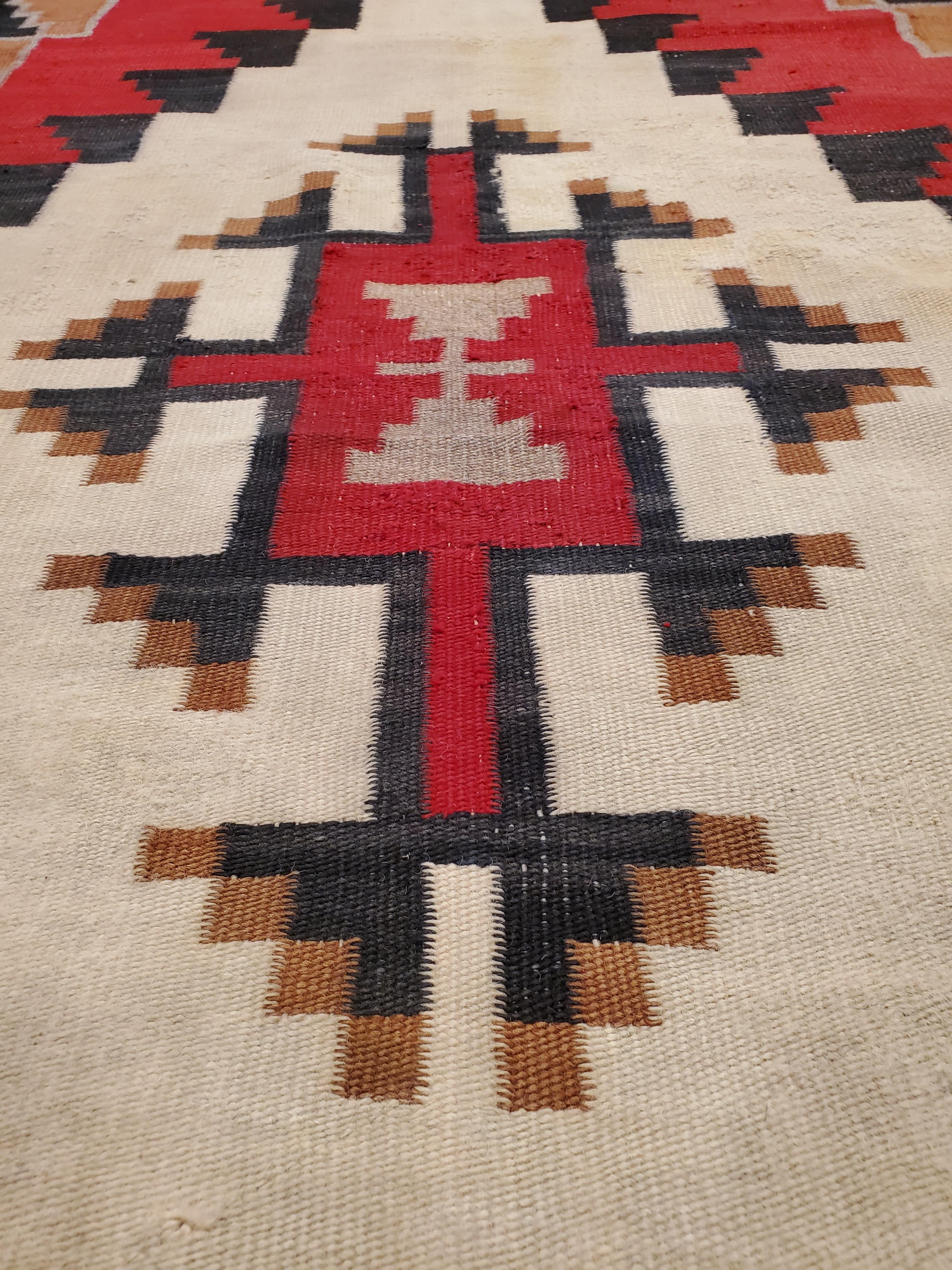 Large Antique Eye Dazzler Navajo Carpet, Handmade, Wool, Beige, Tan, Gray & Red For Sale 5