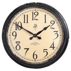 Grande horloge d'usine ancienne par International Time Recording Co Ltd